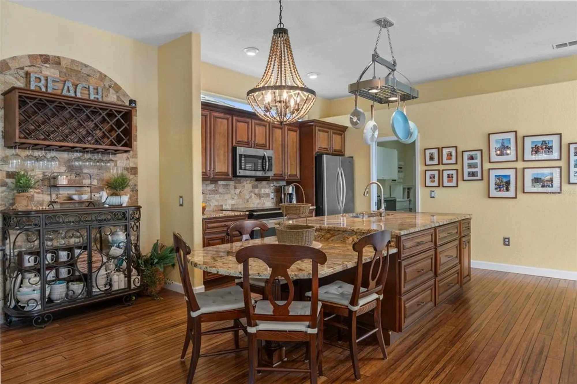 Property Slideshow image 20 of 52 | 9171 penelope dr, Weeki Wachee, FL, 34613