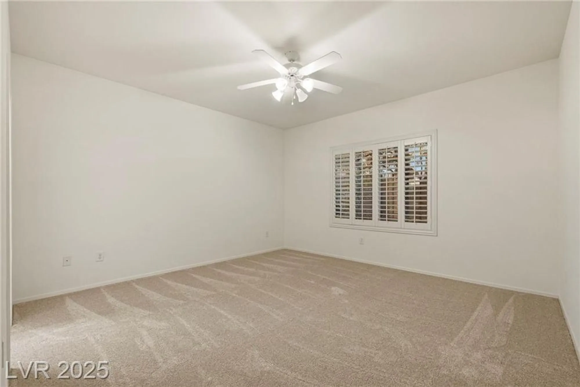 Property Slideshow image 27 of 62 | 2170 oliver springs st, Henderson, NV, 89052