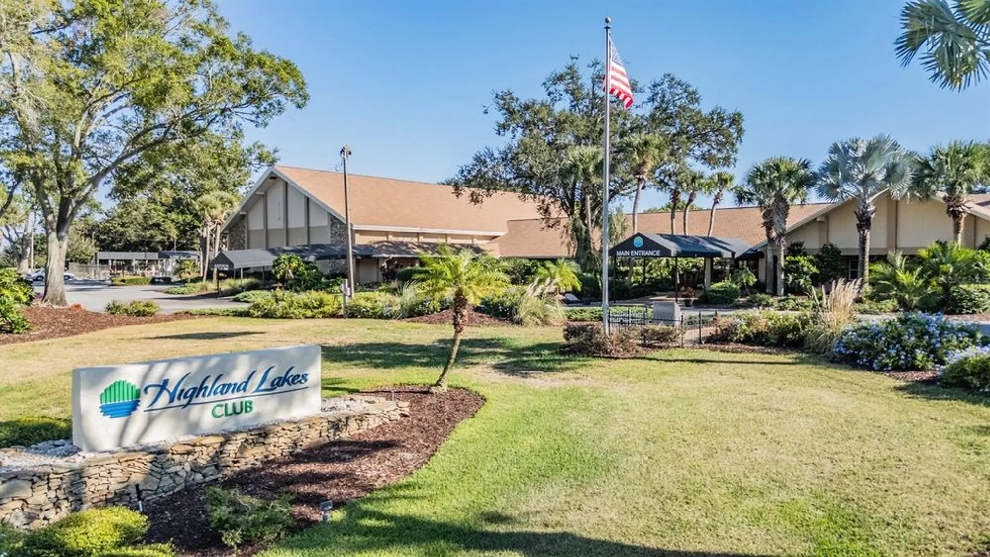 Property Slideshow image 38 of 56 | 2735 sherbrooke ln a, Palm Harbor, FL, 34684