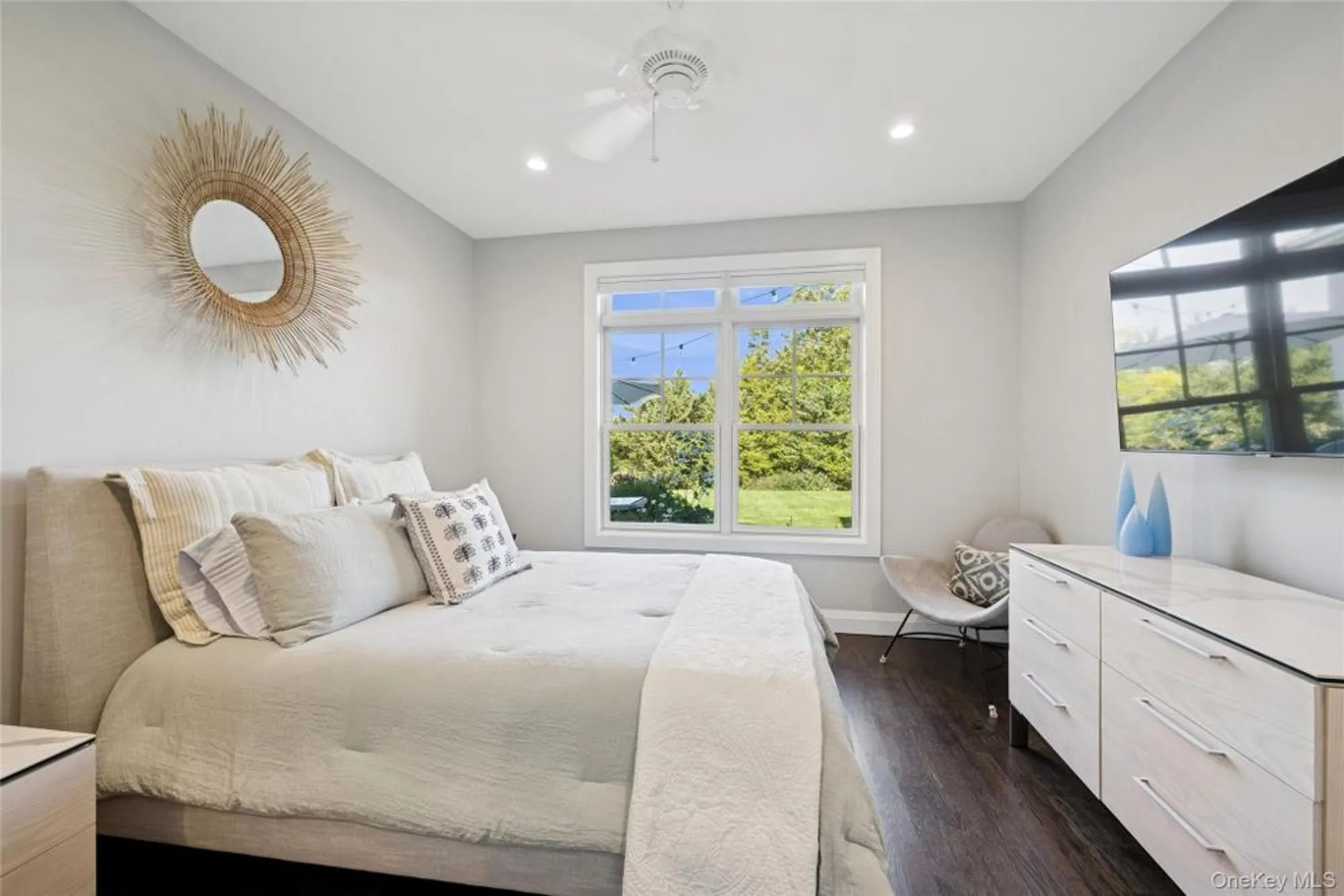 Property Slideshow image 17 of 22 | 32 millstone ln 16, Cutchogue, NY, 11935