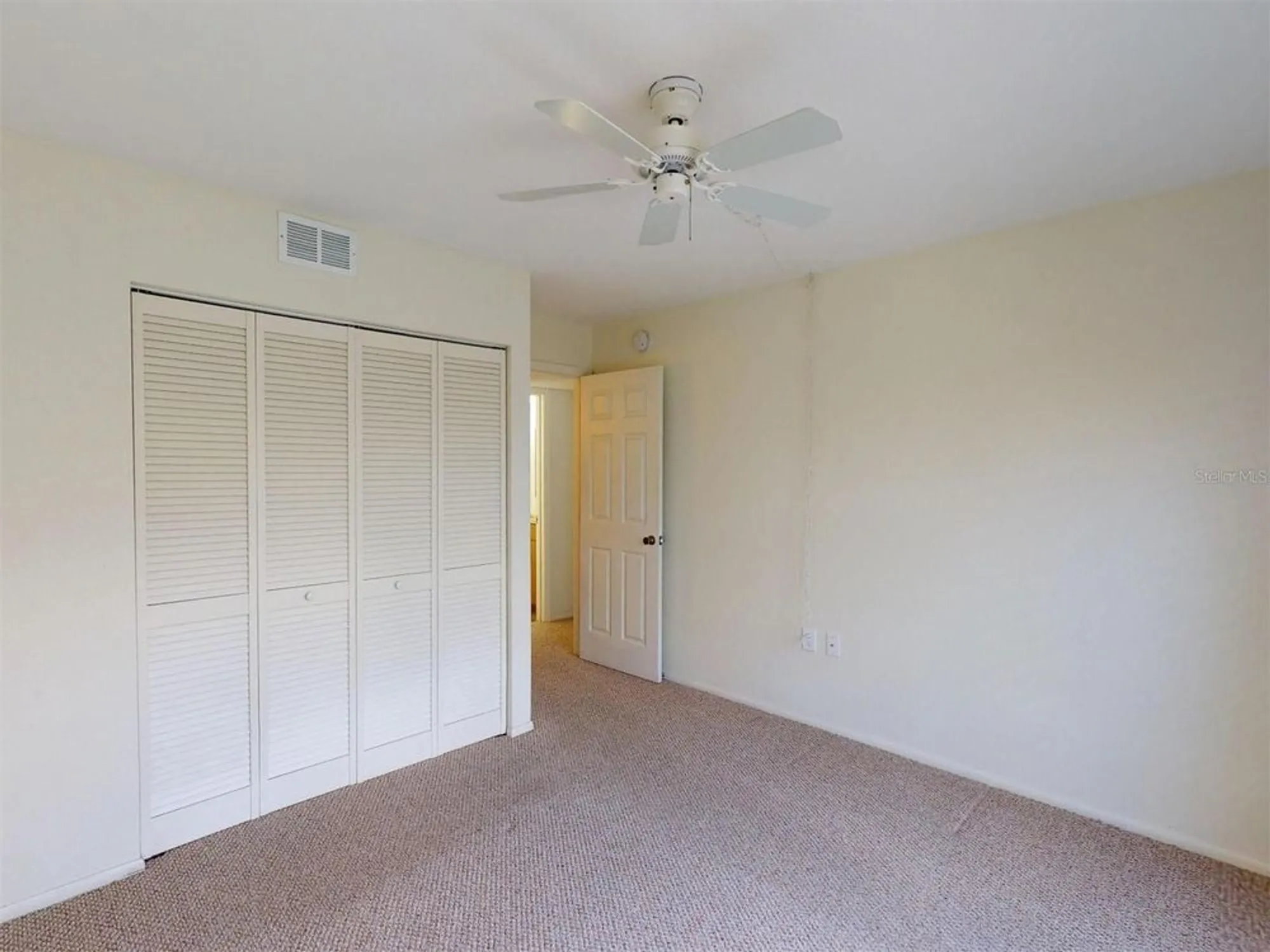 Property Slideshow image 12 of 32 | 21267 gertrude ave 113, Port Charlotte, FL, 33952