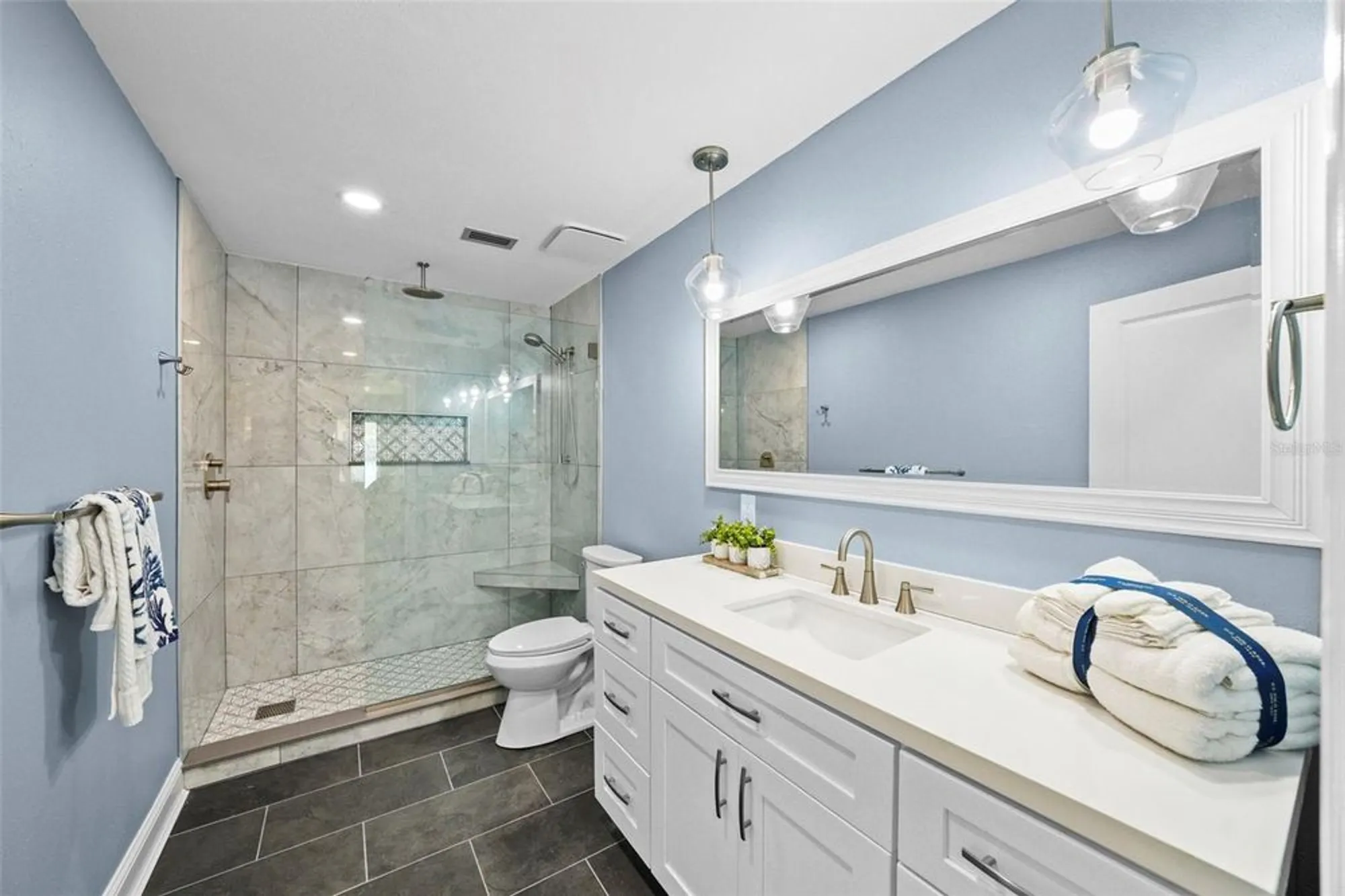 Property Slideshow image 28 of 54 | 642 boca ciega point blvd s, St Petersburg, FL, 33708