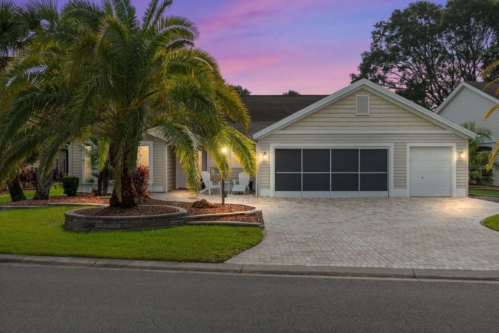 Property Slideshow image 1 of 38 | 917 ramos dr, The Villages, FL, 32159