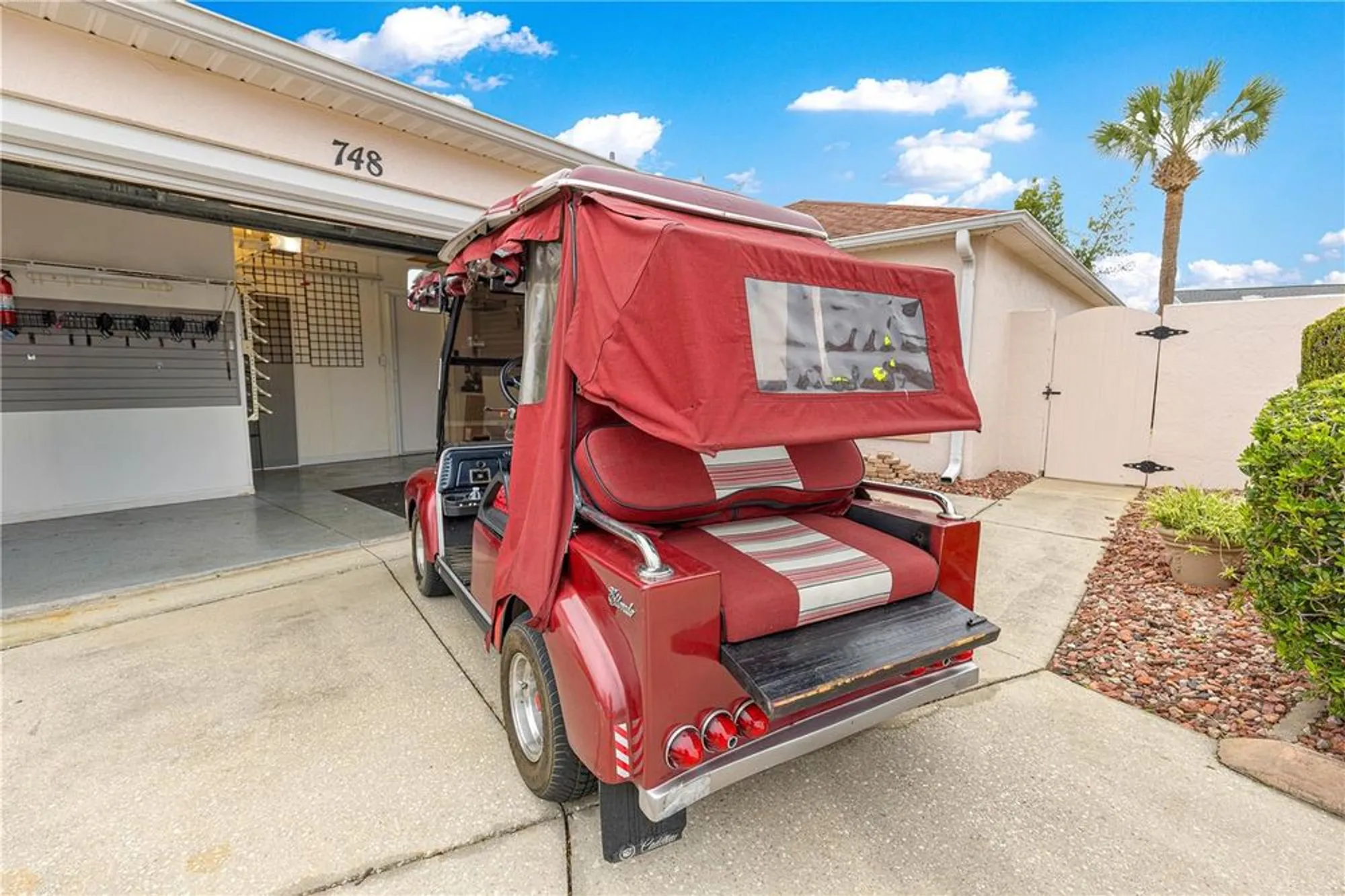 Property Slideshow image 15 of 42 | 748 hernandez dr, The Villages, FL, 32159