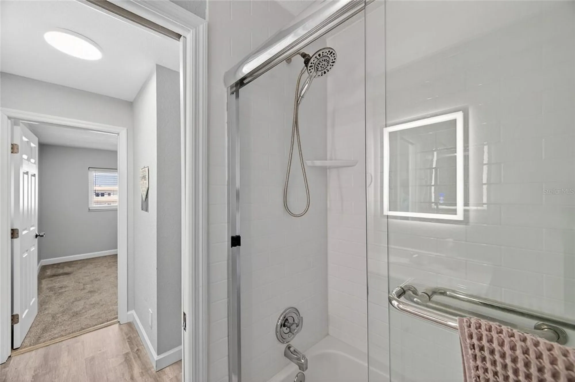 Property Slideshow image 21 of 41 | 5521 80th st n unit 511, Saint Petersburg, FL, 33709