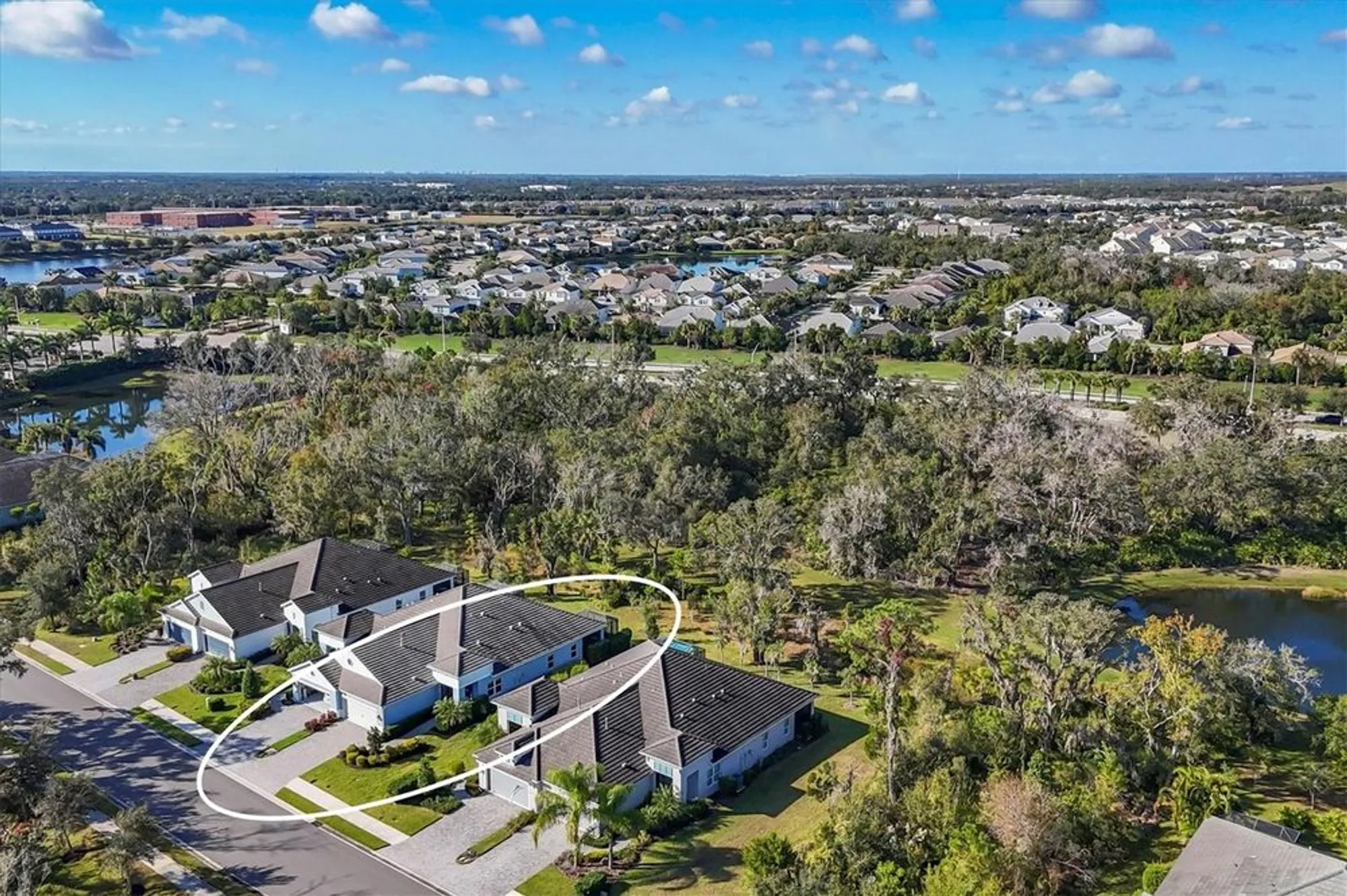 Property Slideshow image 5 of 72 | 3214 sky blue cv, Bradenton, FL, 34211