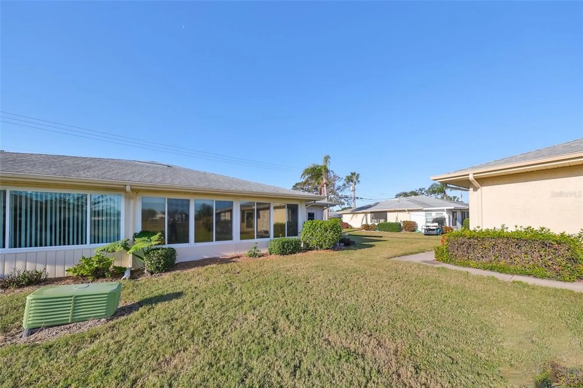 Property Slideshow image 28 of 50 | 1901 canterbury ln 19, Sun City Center, FL, 33573