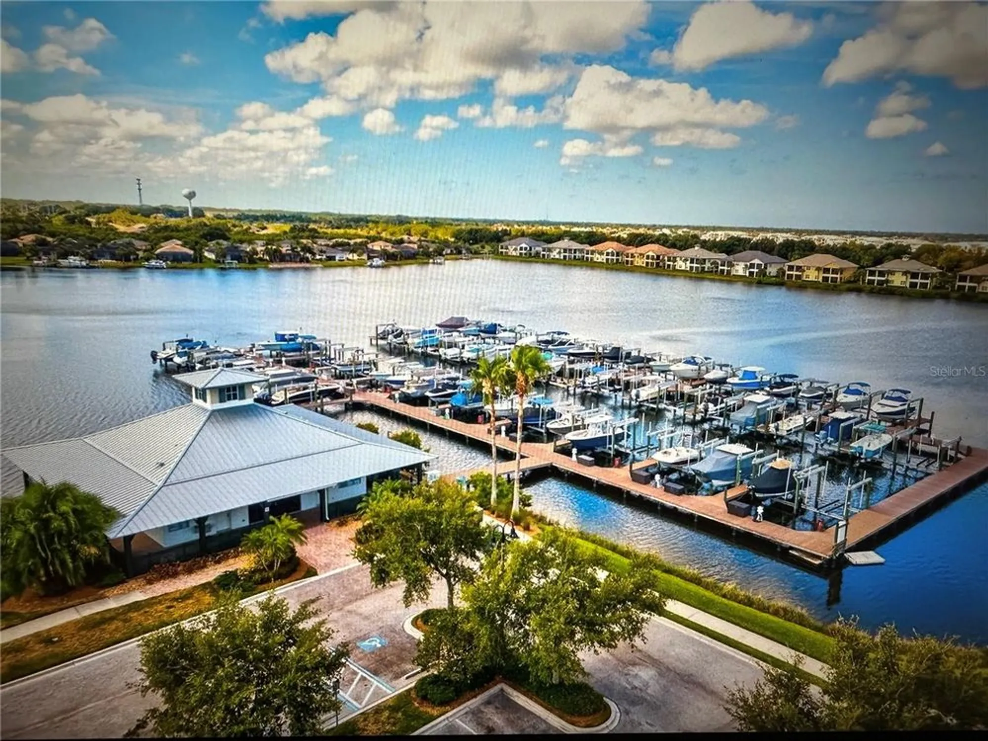 Property Slideshow image 62 of 78 | 1121 riverscape st, Bradenton, FL, 34208