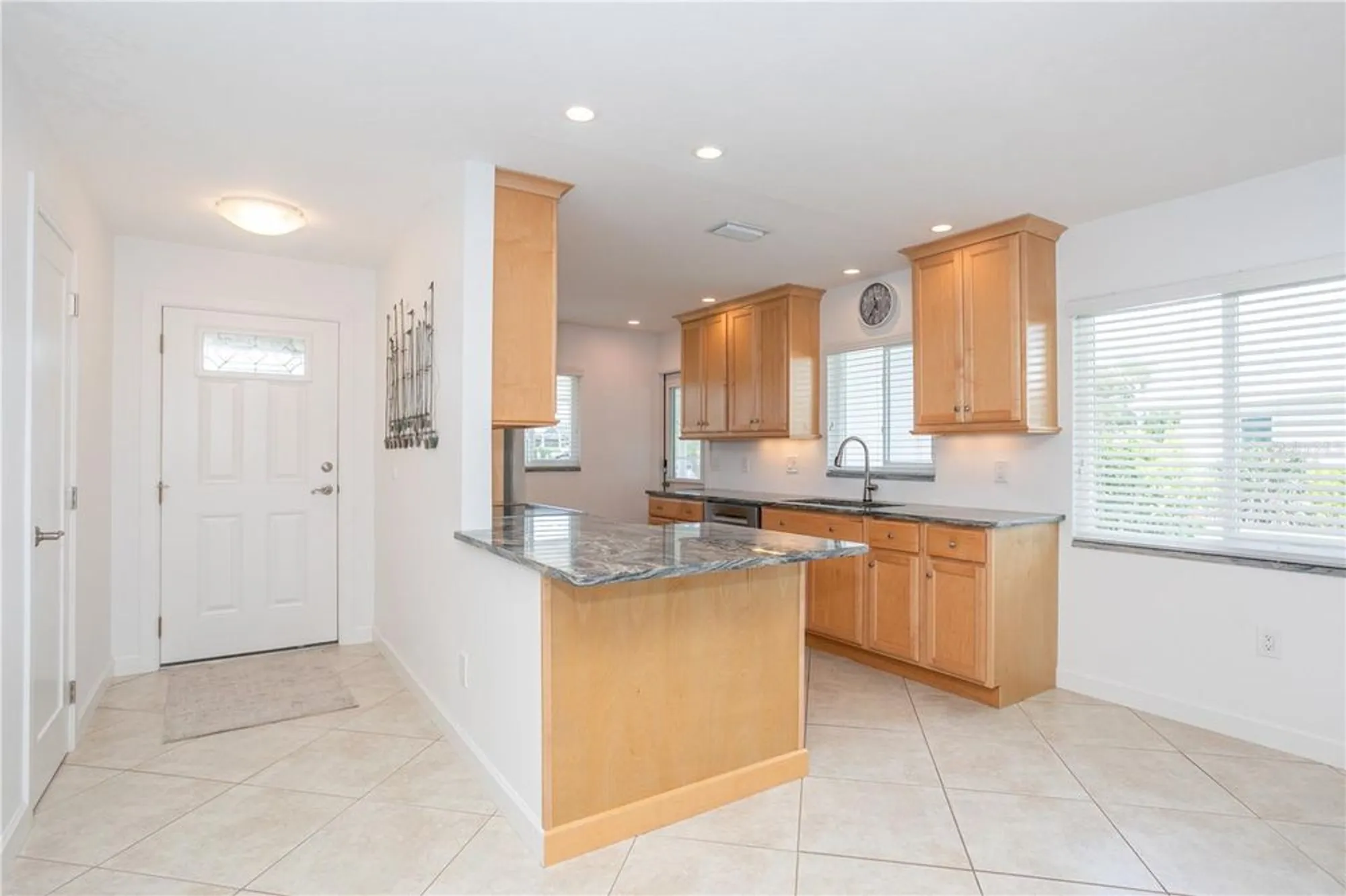 Property Slideshow image 21 of 62 | 214 fair winds dr # 214, Nokomis, FL, 34275
