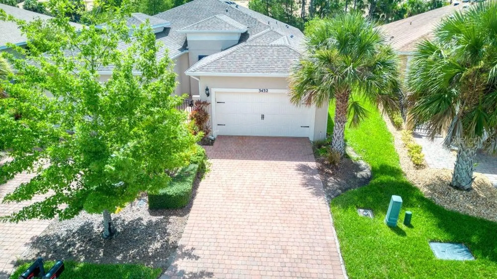 Property Slideshow image 1 of 43 | 3432 fallbrook dr, Poinciana, FL, 34759