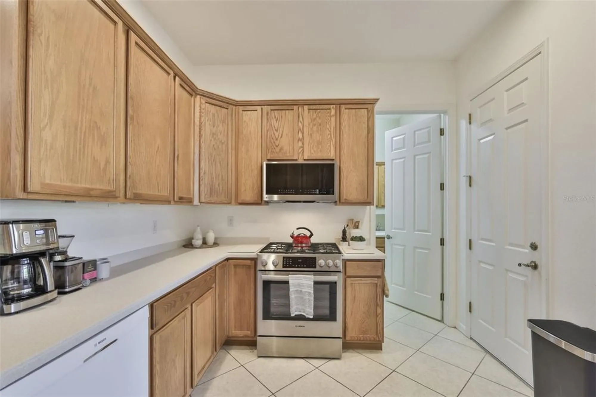 Property Slideshow image 28 of 95 | 2432 kensington greens dr # 15, Sun City Center, FL, 33573