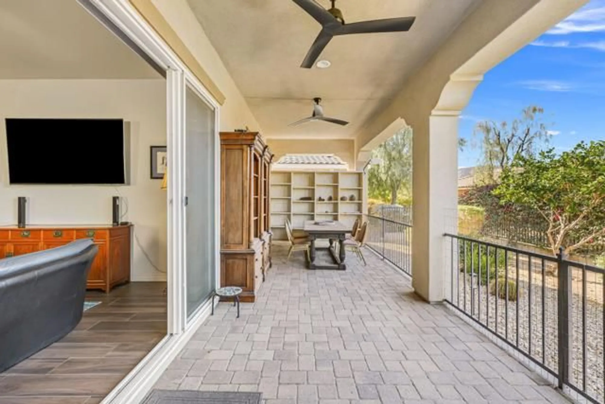 Property Slideshow image 16 of 55 | 3923 via amalfi, Palm Desert, CA, 92260