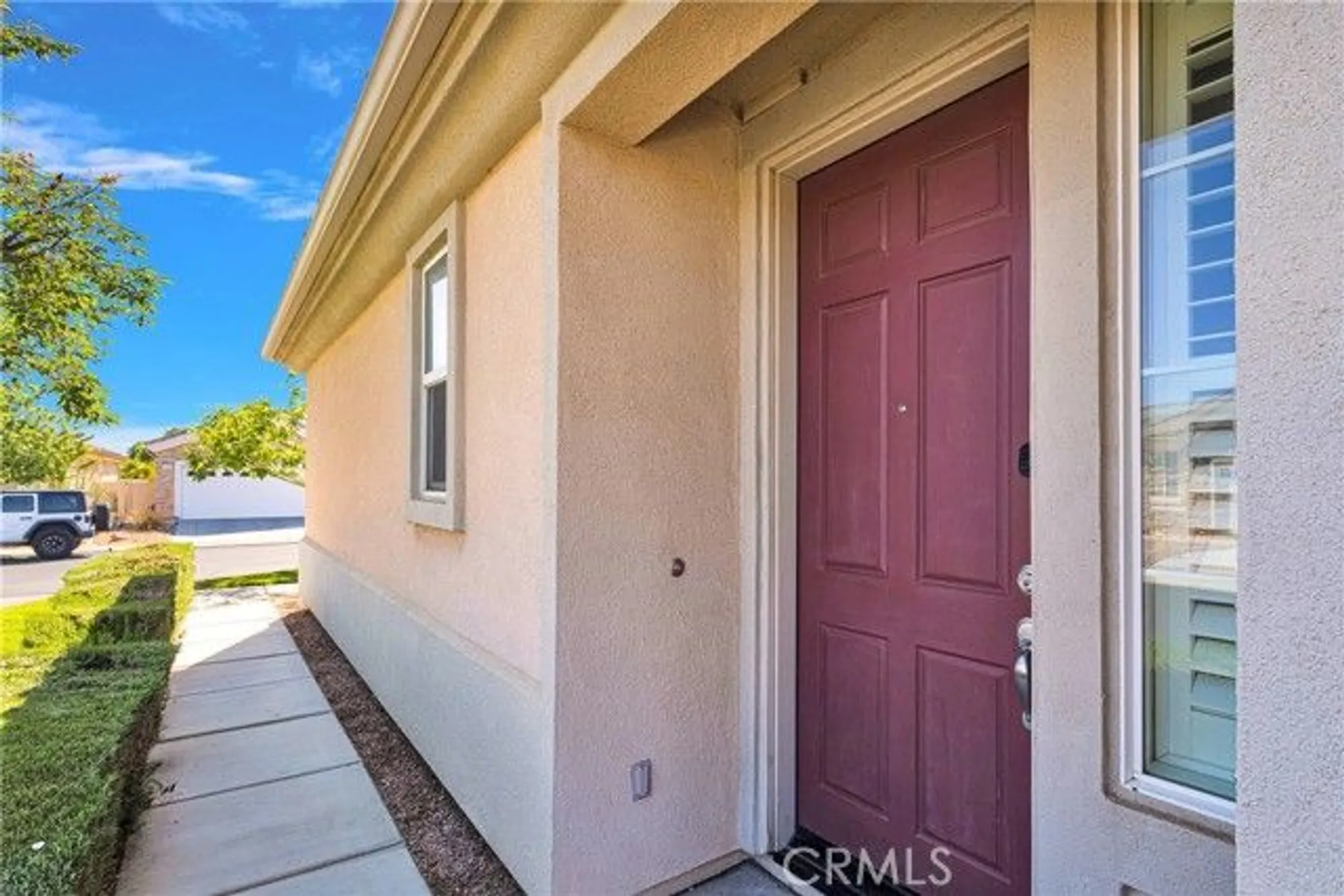 Property Slideshow image 3 of 45 | 11170 avonlea rd, Apple Valley, CA, 92308