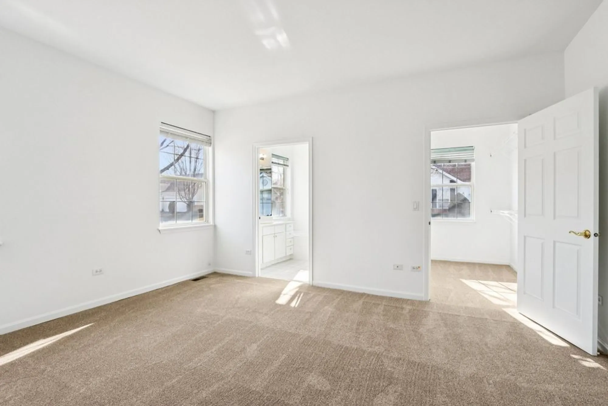 Property Slideshow image 14 of 38 | 13322 s bayberry ln, Plainfield, IL, 60544