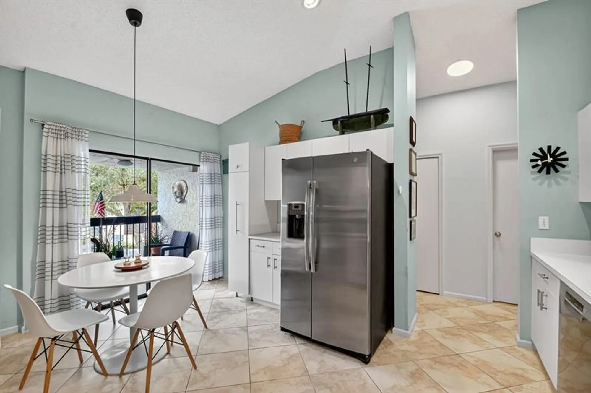 Property Slideshow image 4 of 31 | 9633 sills dr 201, Boynton Beach, FL, 33437