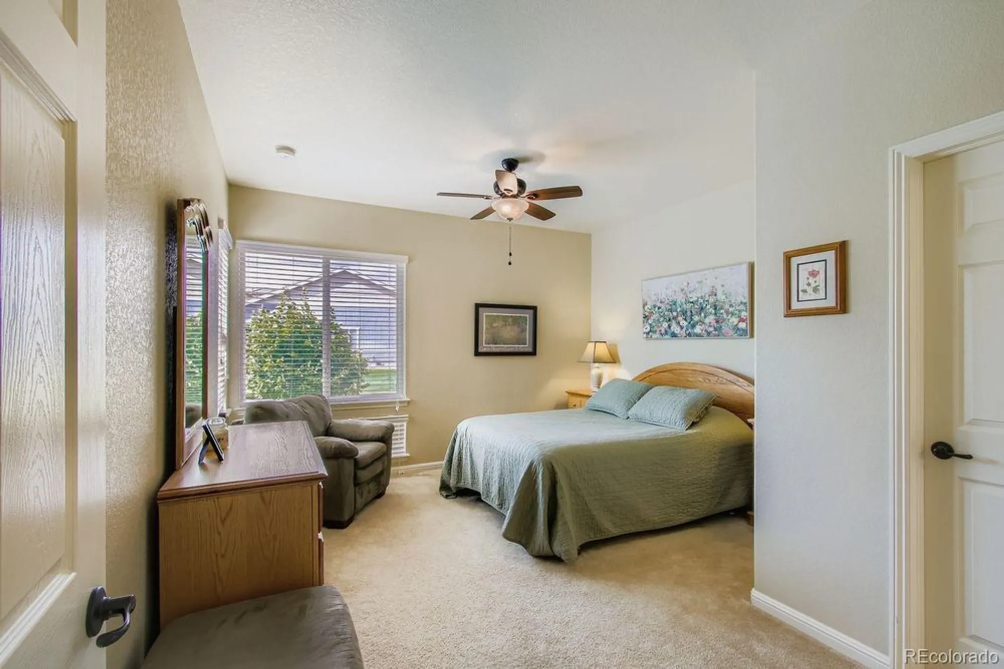 Property Slideshow image 19 of 37 | 10680 w big horn cir, Broomfield, CO, 80021