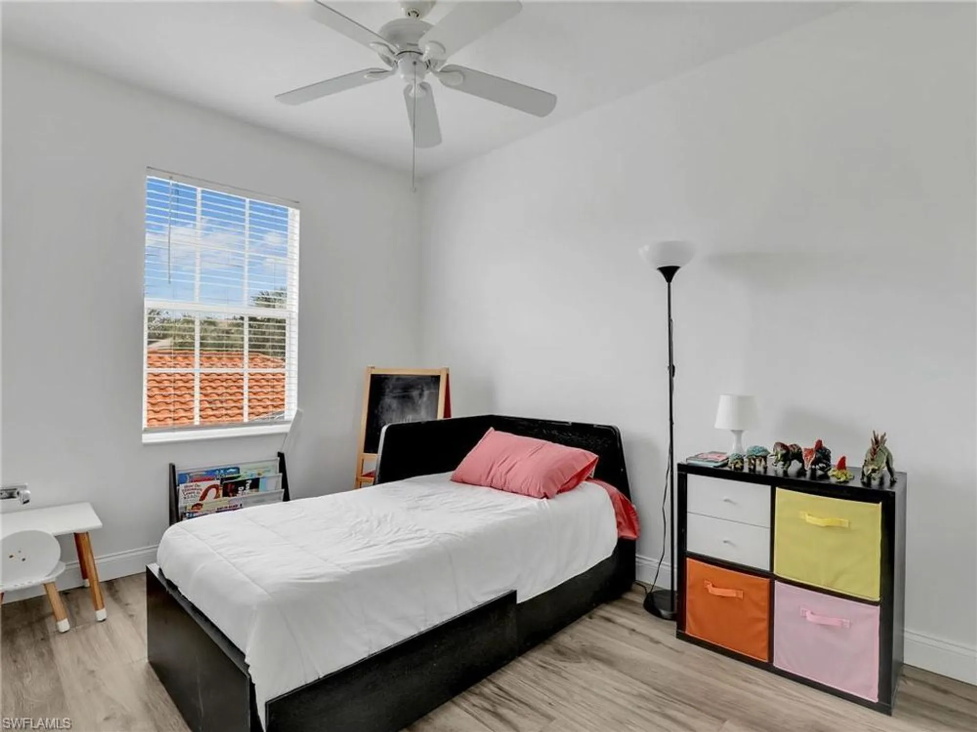 Property Slideshow image 18 of 47 | 3580 islandwalk cir, Naples, FL, 34119