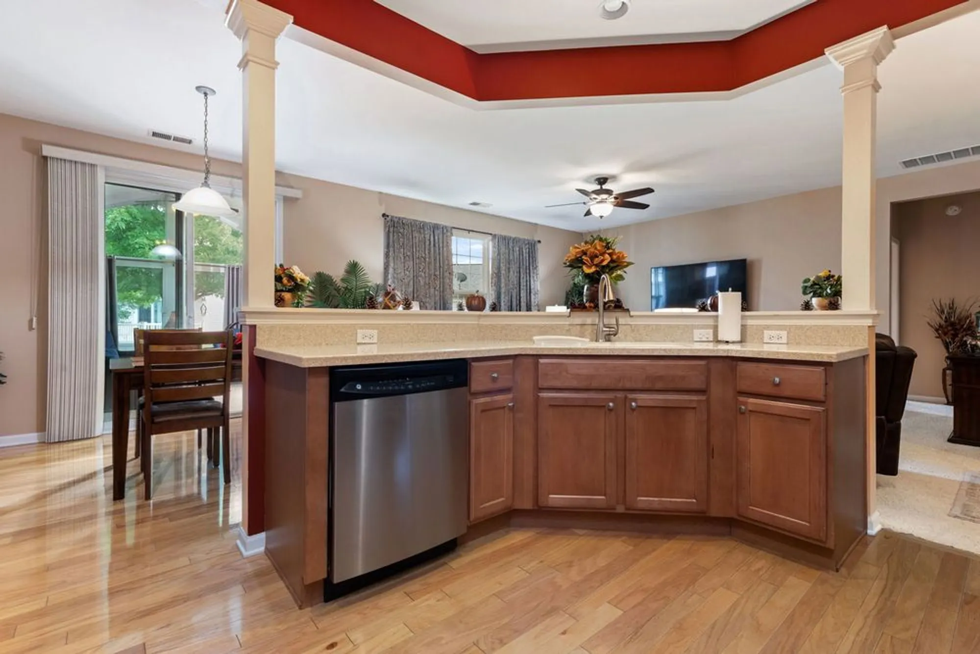 Property Slideshow image 13 of 38 | 110 national ct, Shorewood, IL, 60404
