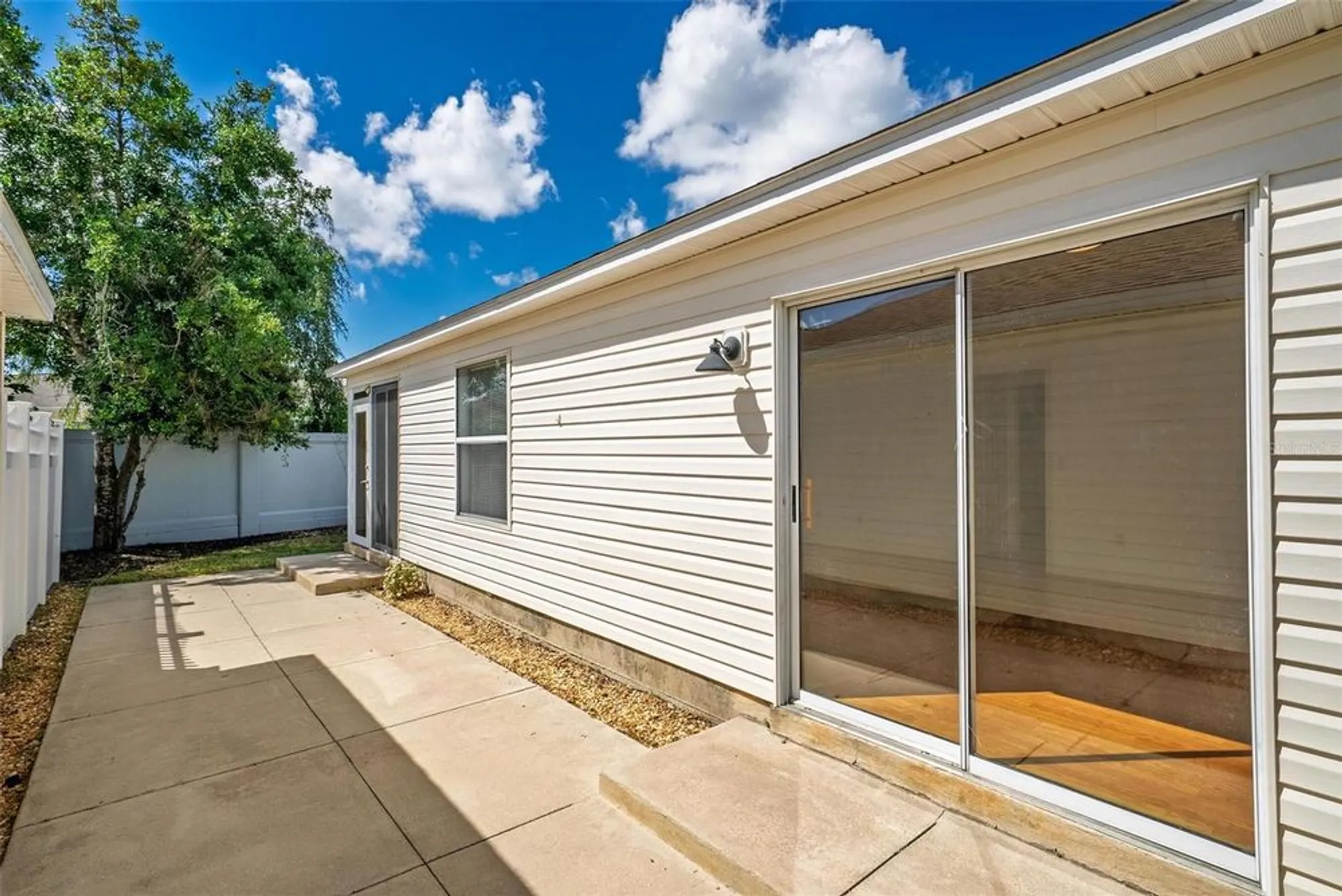 Property Slideshow image 55 of 57 | 2446 kenmore ln, The Villages, FL, 32162