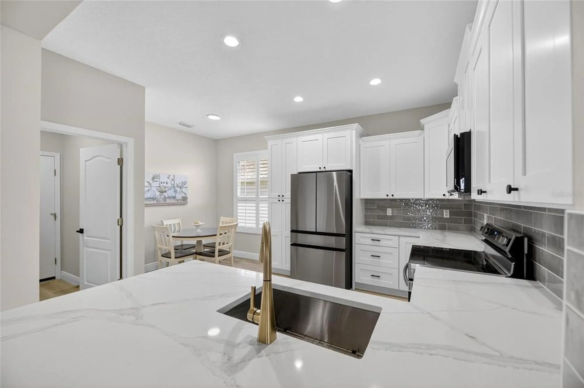 Property Slideshow image 2 of 49 | 1103 villeroy dr, Sun City Center, FL, 33573