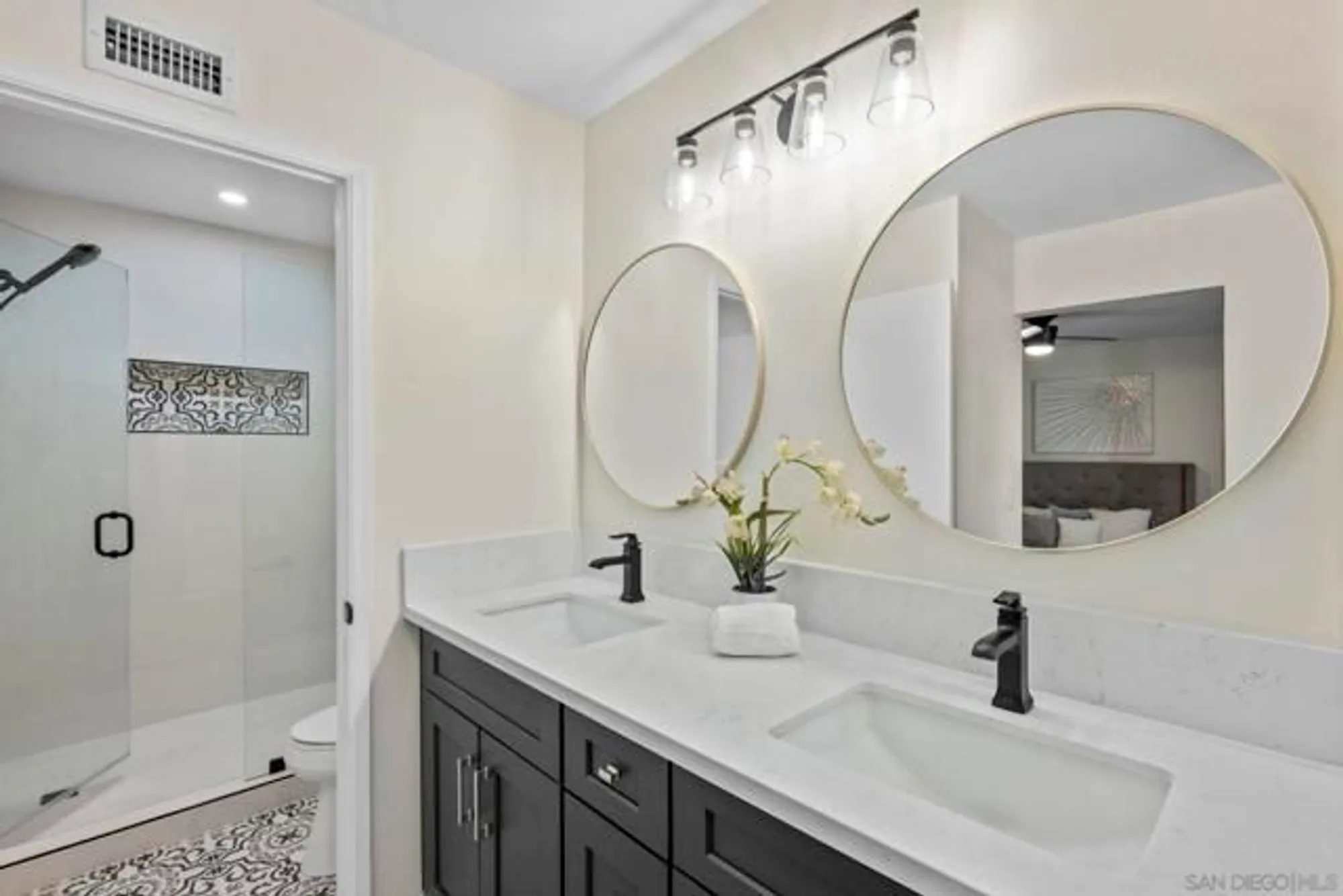 Property Slideshow image 7 of 22 | 12540 lomica dr, San Diego, CA, 92128