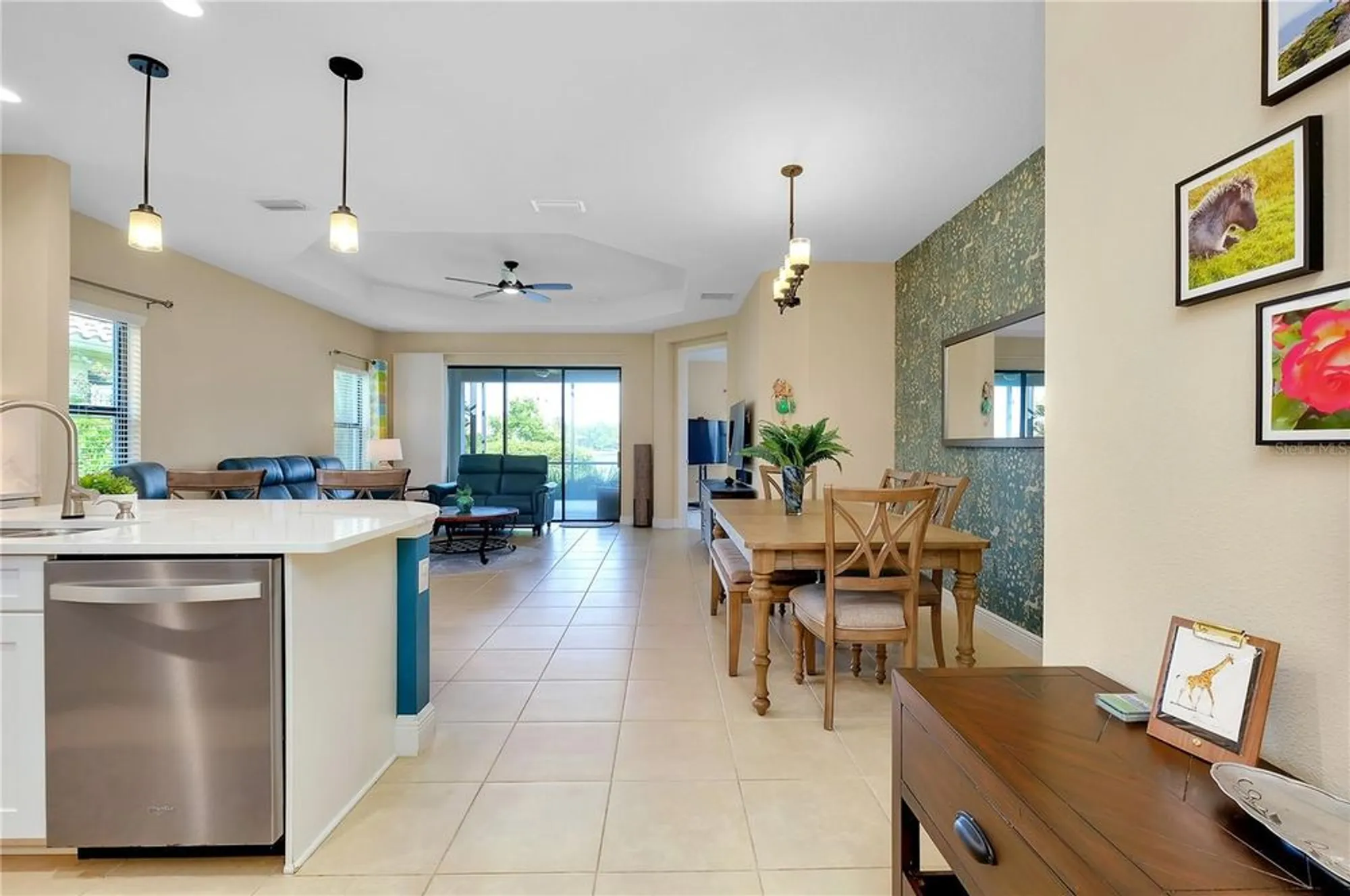 Property Slideshow image 9 of 59 | 21629 avon park ct, Venice, FL, 34293