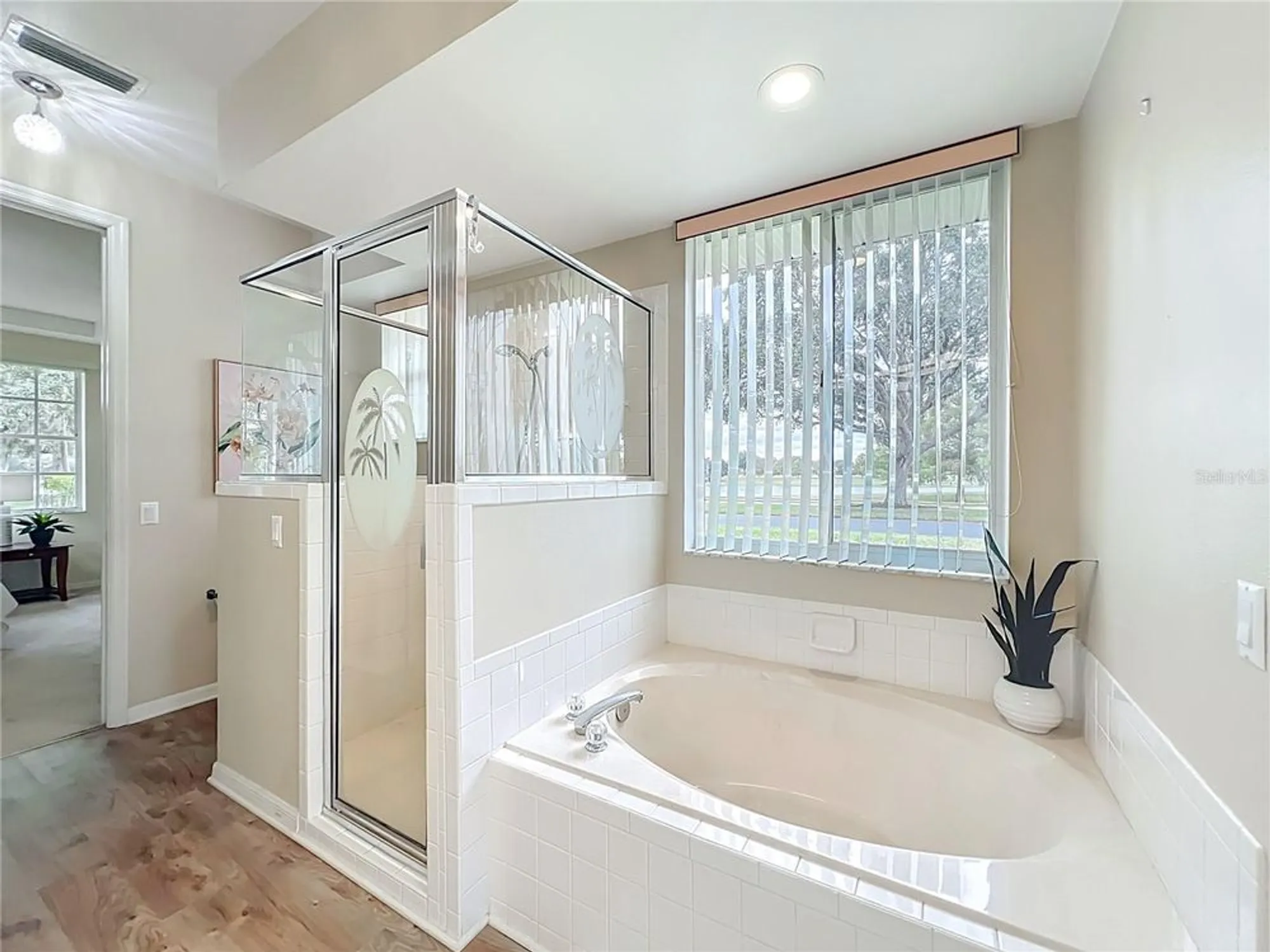 Property Slideshow image 37 of 73 | 5902 princess diana ct, Leesburg, FL, 34748