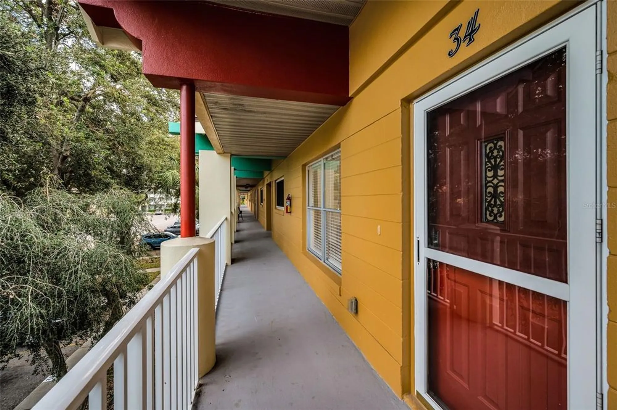 Property Slideshow image 2 of 38 | 2292 austrian ln 34, Clearwater, FL, 33763