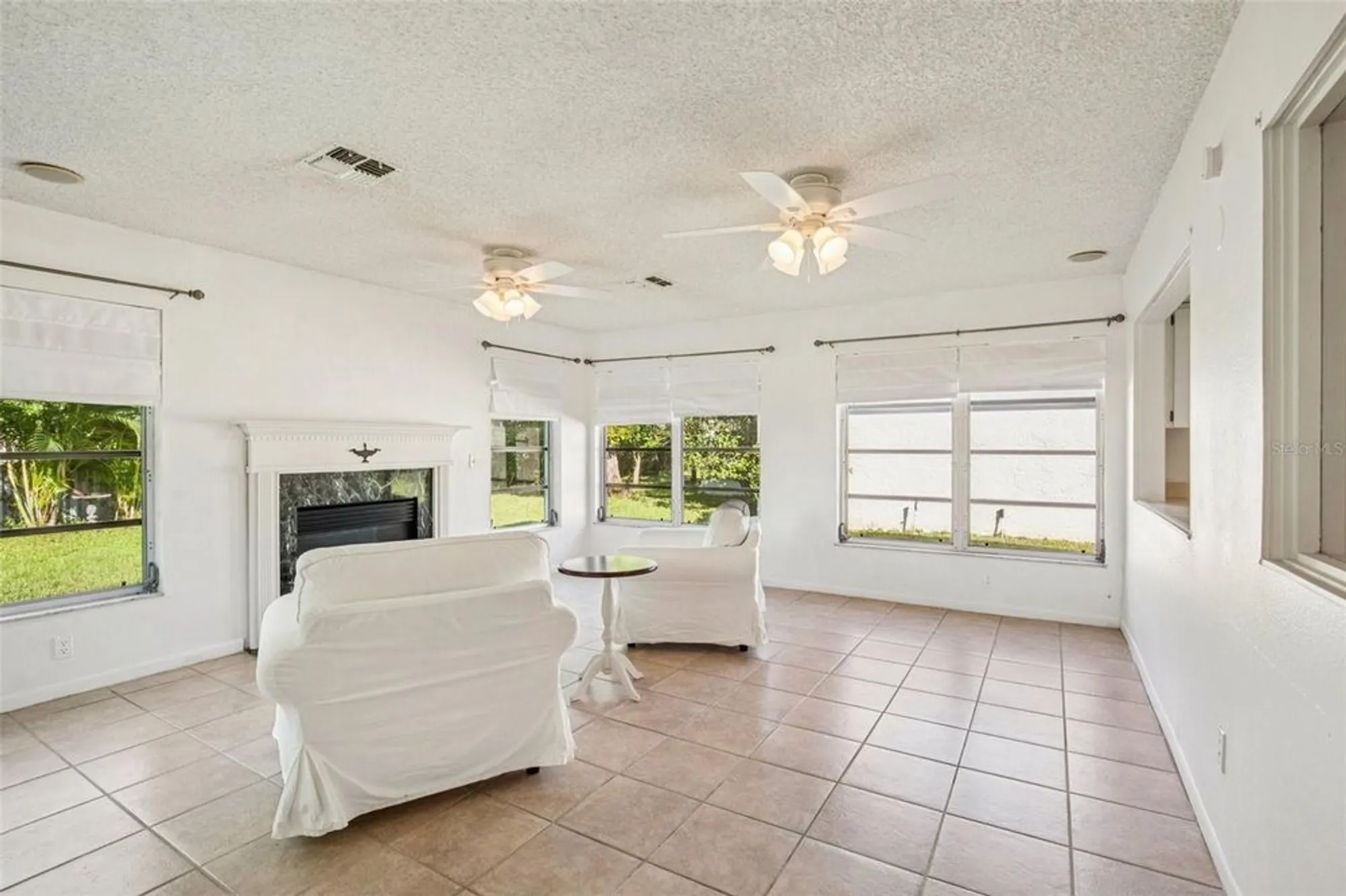 Property Slideshow image 8 of 34 | 11211 rollingwood dr, Port Richey, FL, 34668