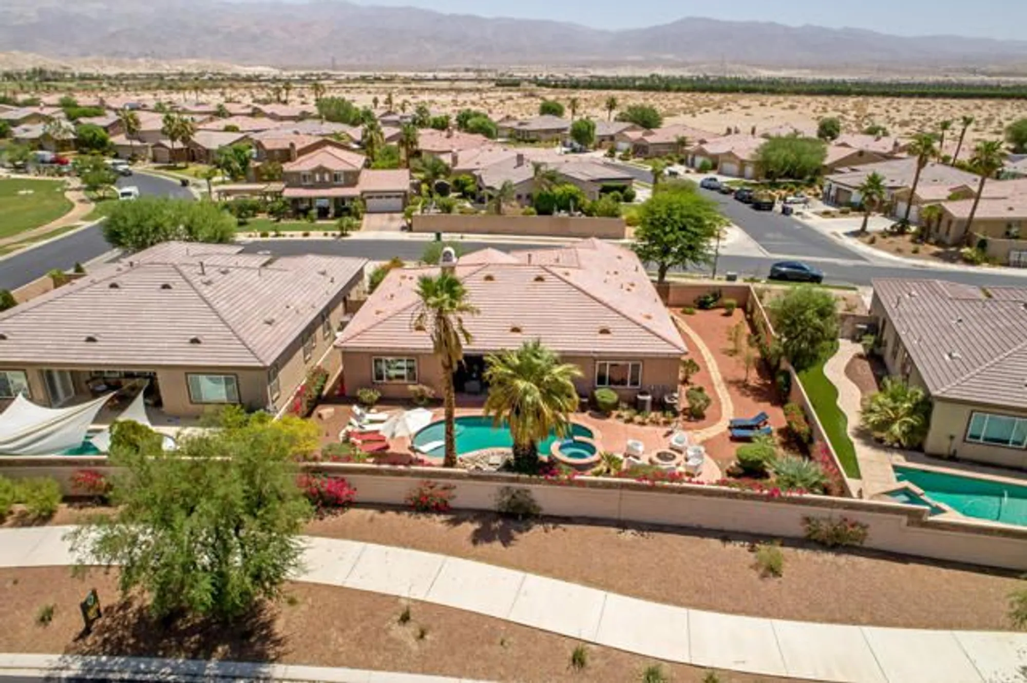 Property Slideshow image 35 of 53 | 43597 spiaggia pl, Indio, CA, 92203