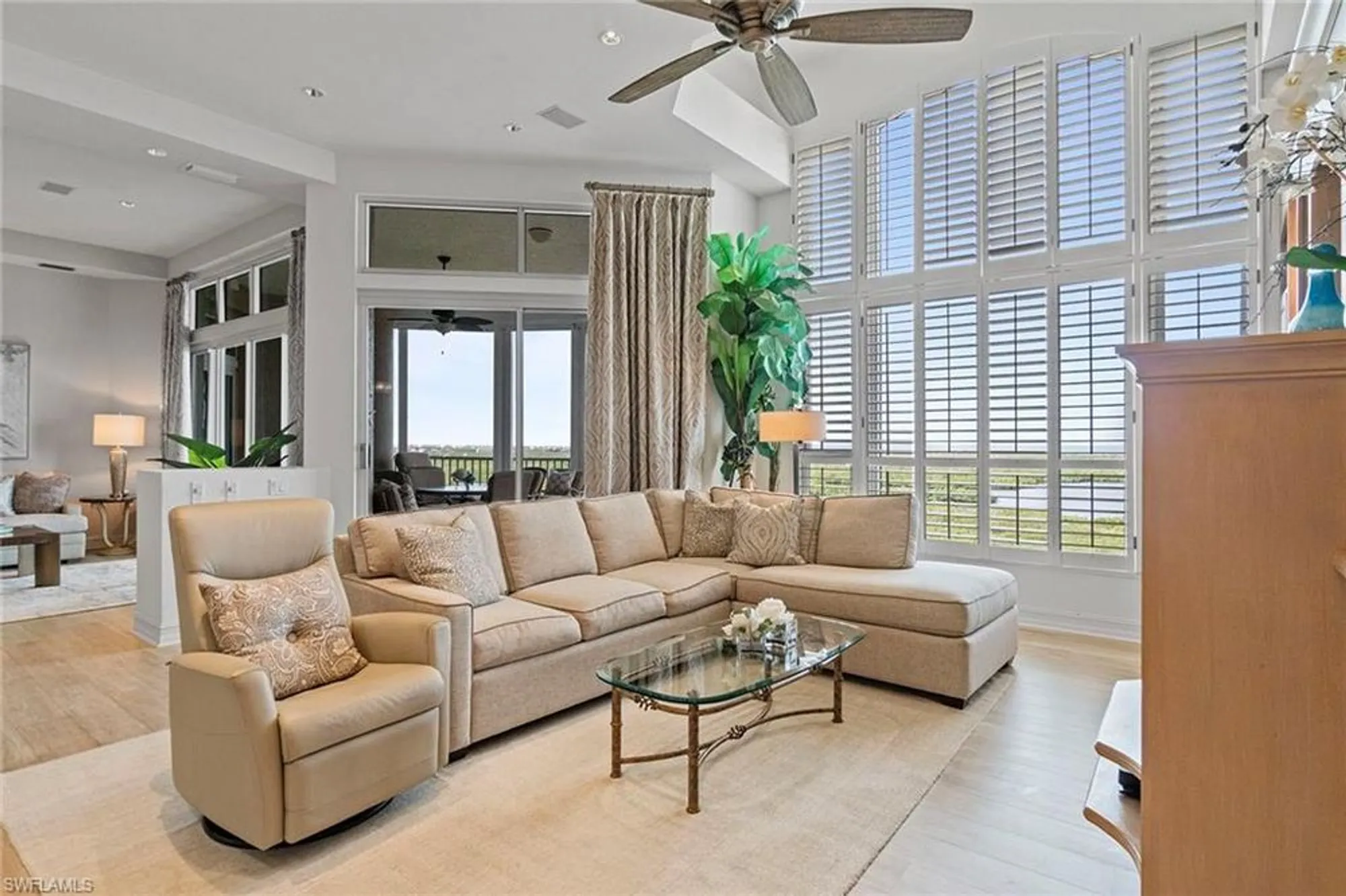 Property Slideshow image 5 of 29 | 4811 island pond ct 1202, Bonita Springs, FL, 34134