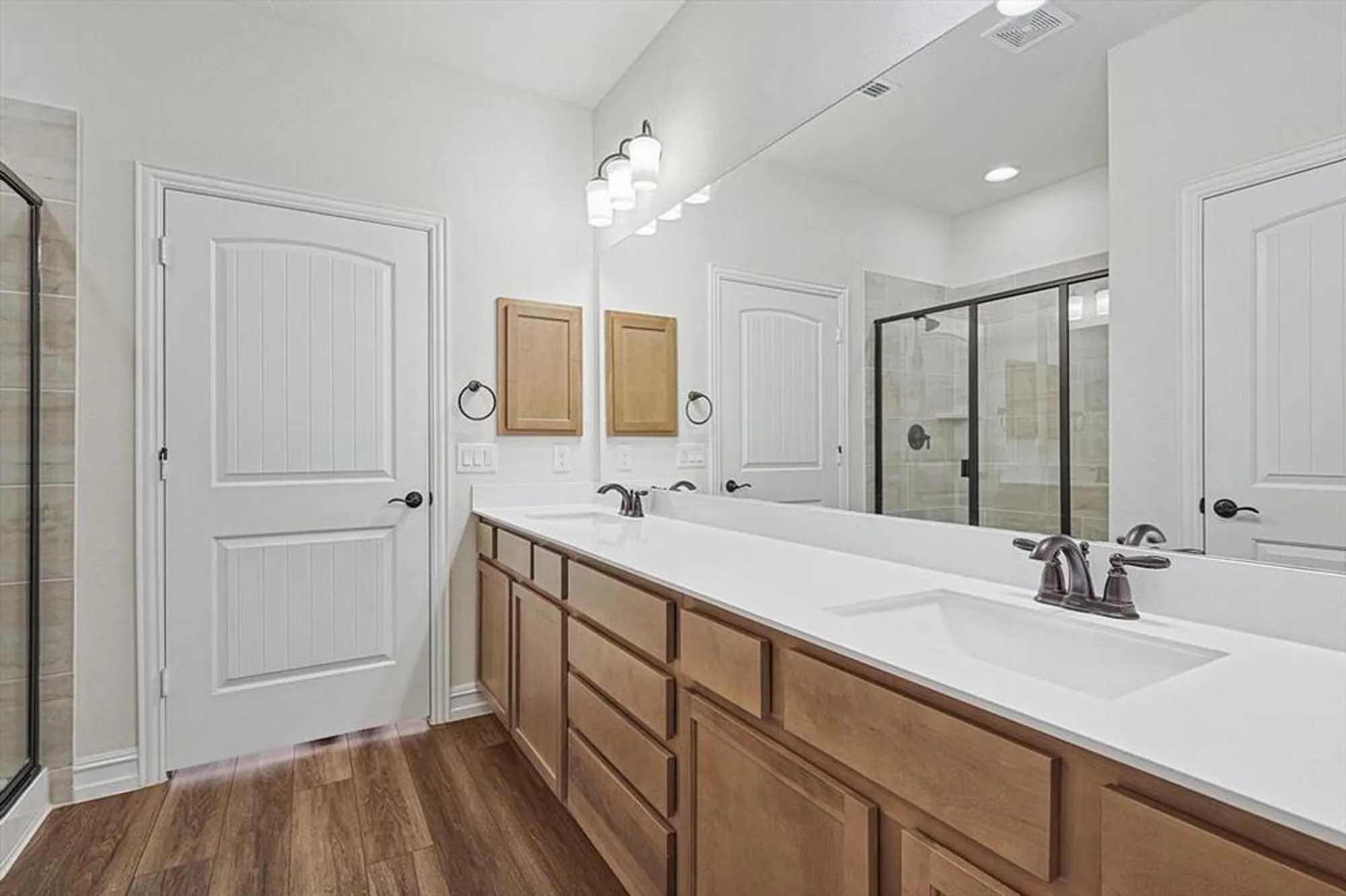 Property Slideshow image 26 of 33 | 948 memorial dr, Aubrey, TX, 76227