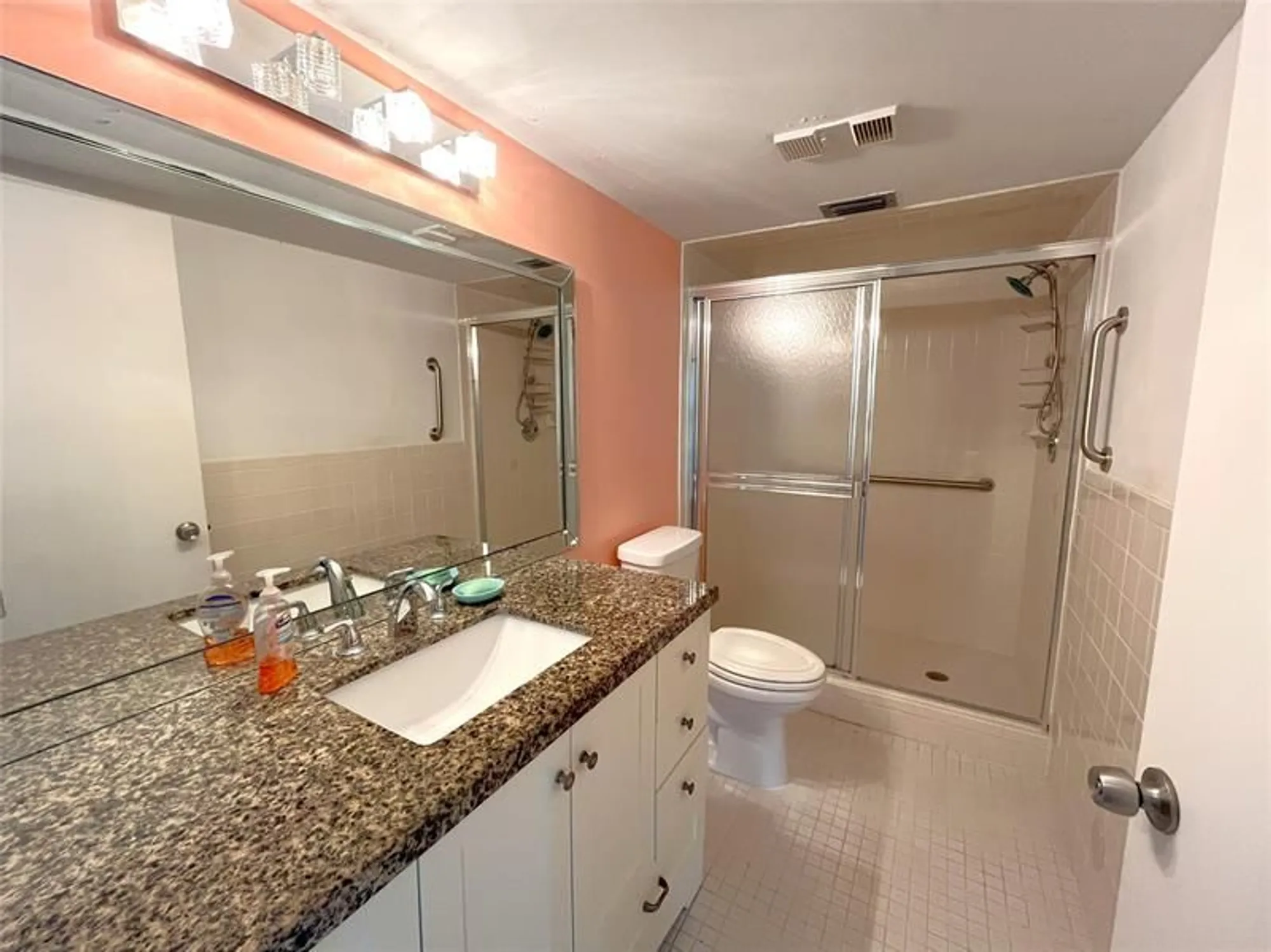 Property Slideshow image 10 of 38 | 7267 huntington ln apt 104, Delray Beach, FL, 33446