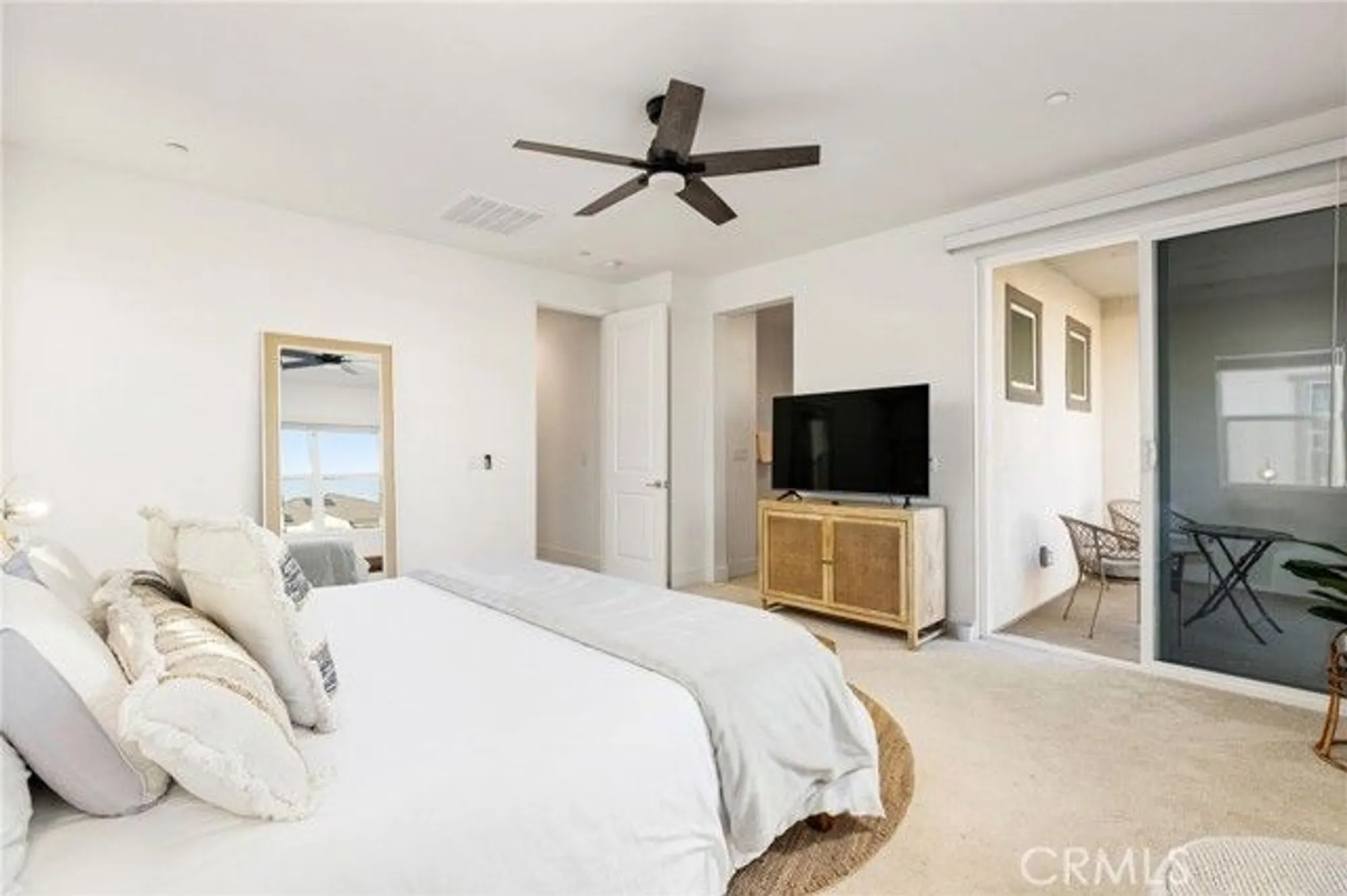 Property Slideshow image 15 of 30 | 43092 armonia ct, Indio, CA, 92203