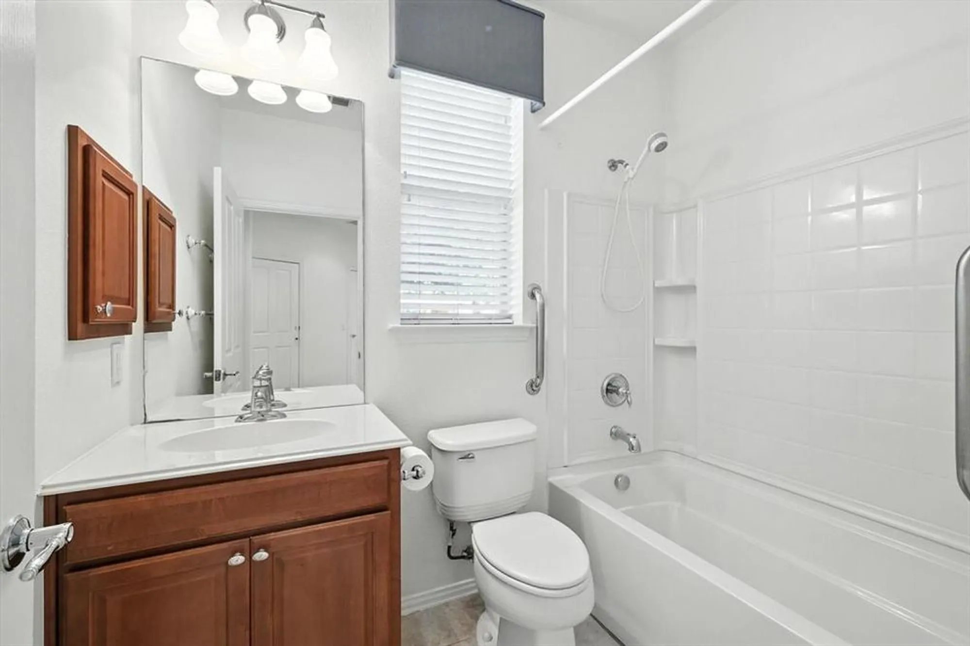 Property Slideshow image 20 of 39 | 7543 angel trace dr, Frisco, TX, 75036