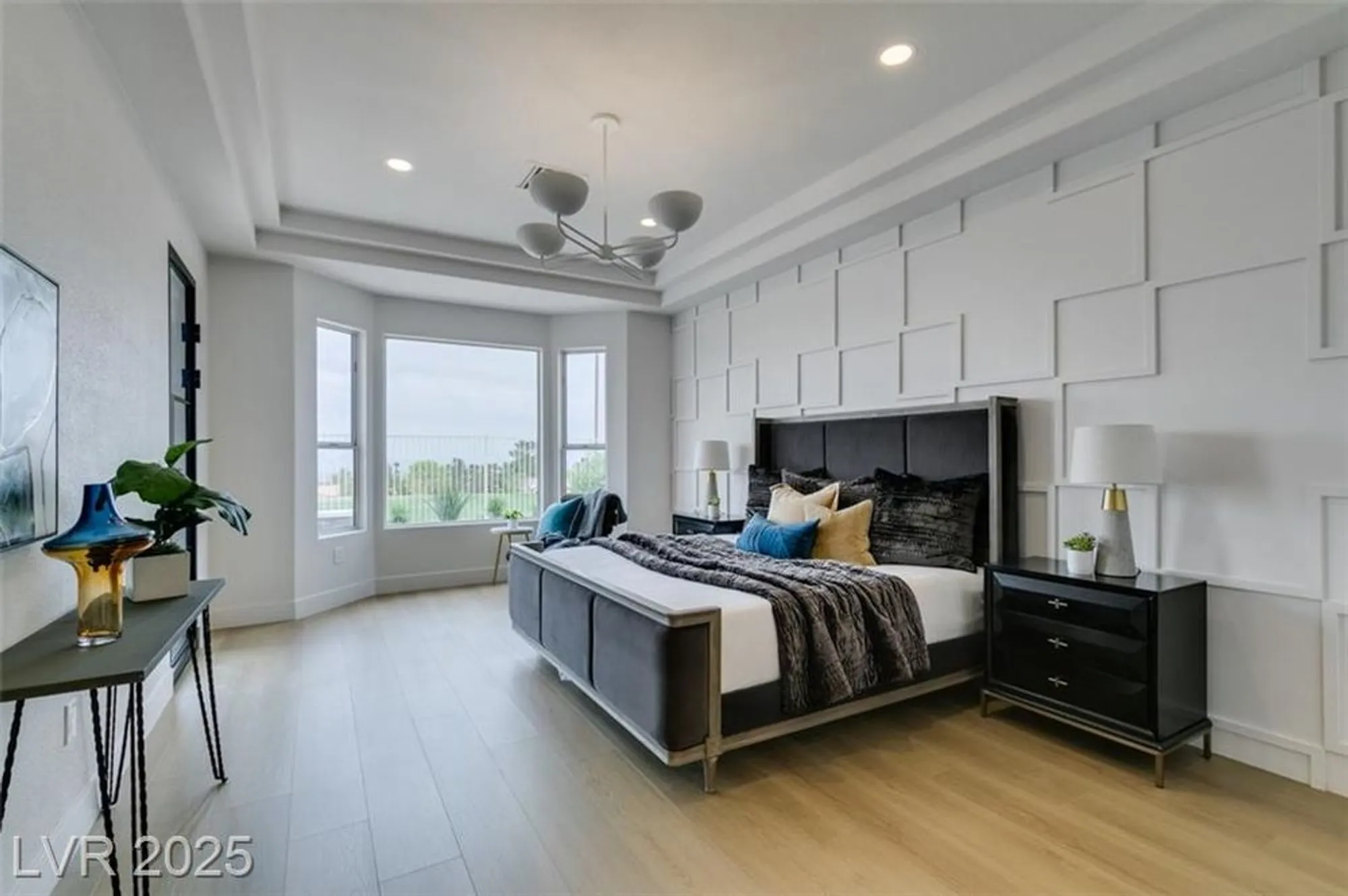 Property Slideshow image 31 of 39 | 2104 hot oak ridge st, Las Vegas, NV, 89134