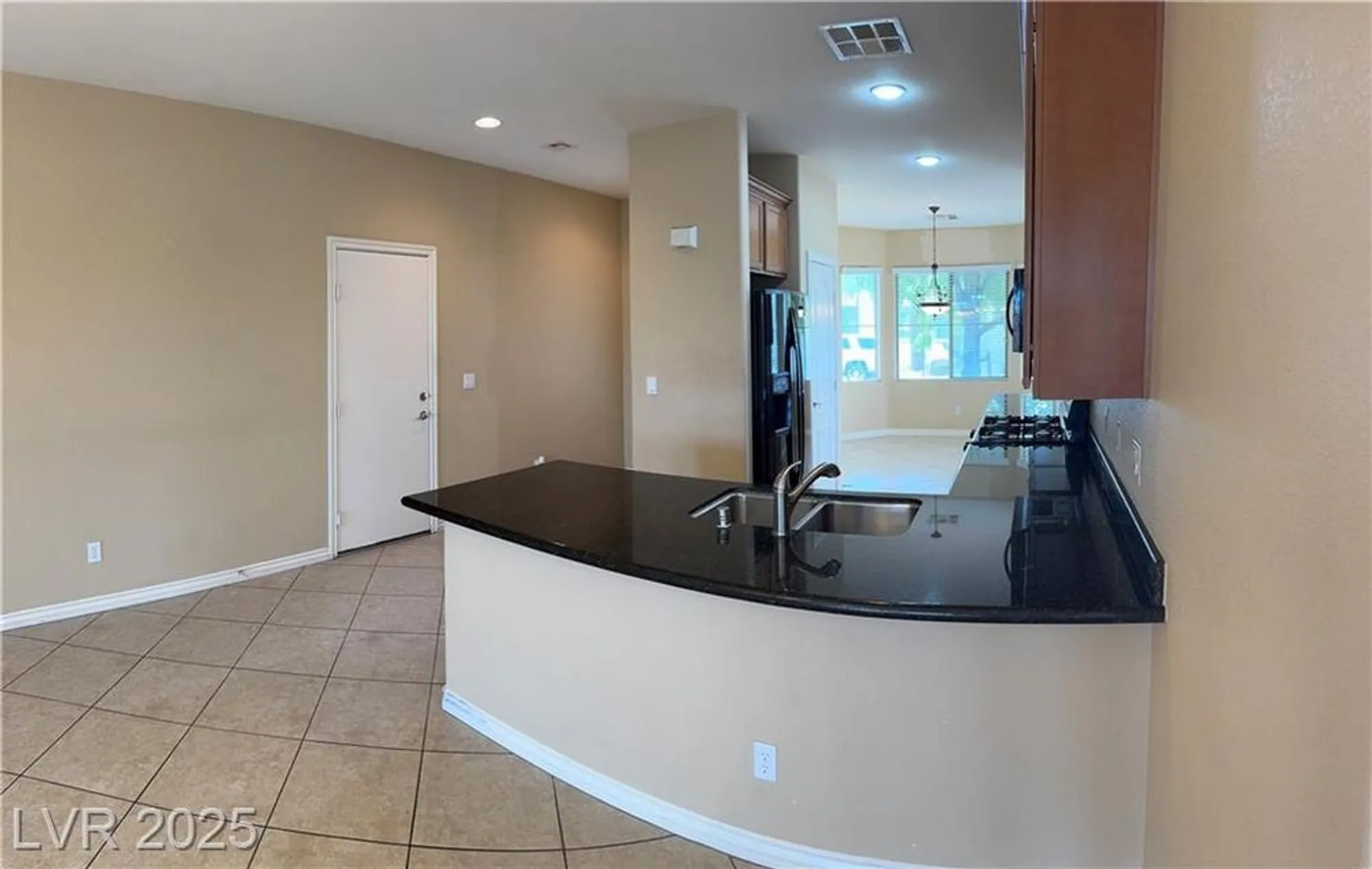Property Slideshow image 12 of 64 | 5913 saratoga reserve st, North Las Vegas, NV, 89081