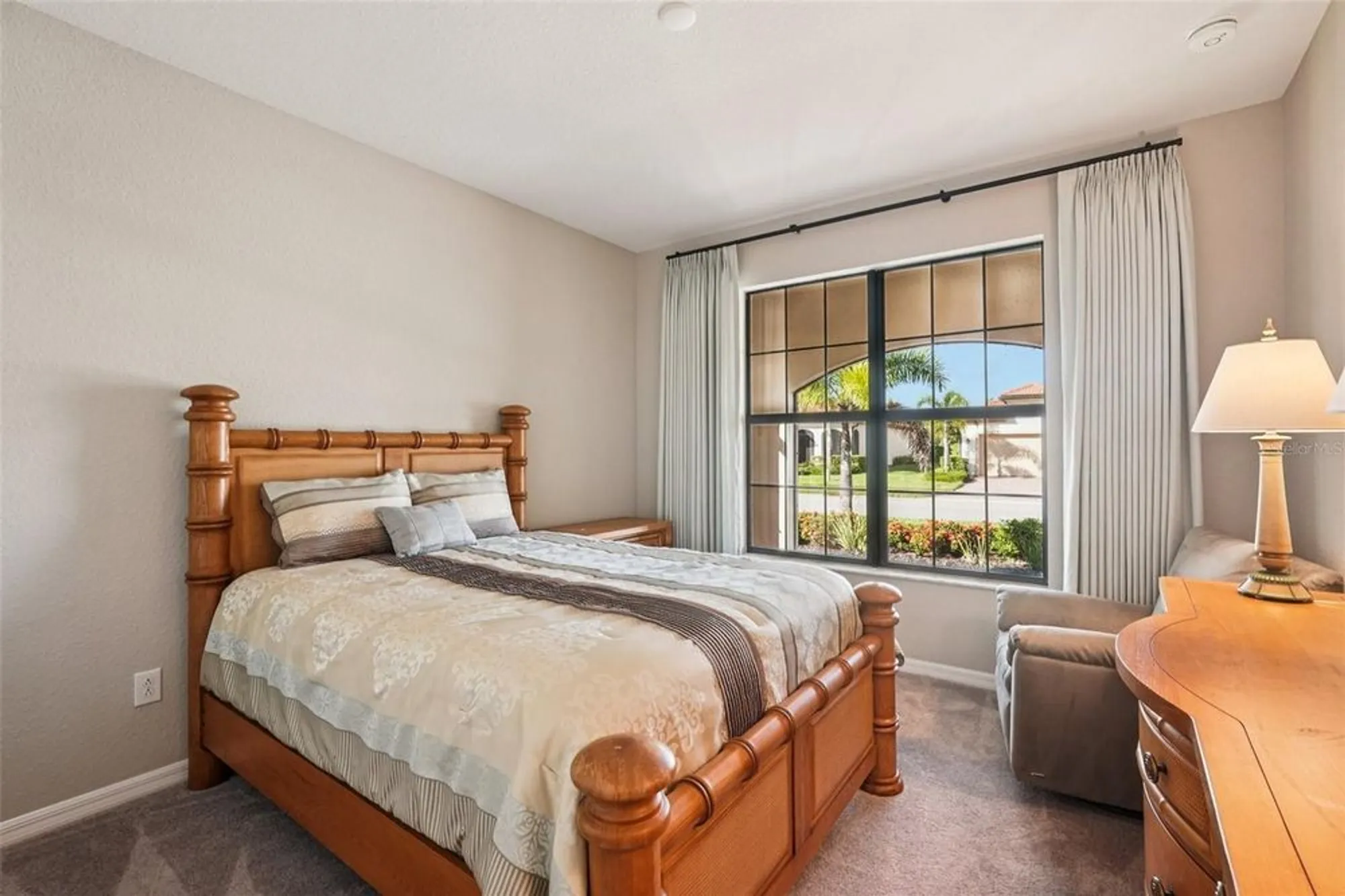 Property Slideshow image 23 of 68 | 24176 spartina dr, Venice, FL, 34293