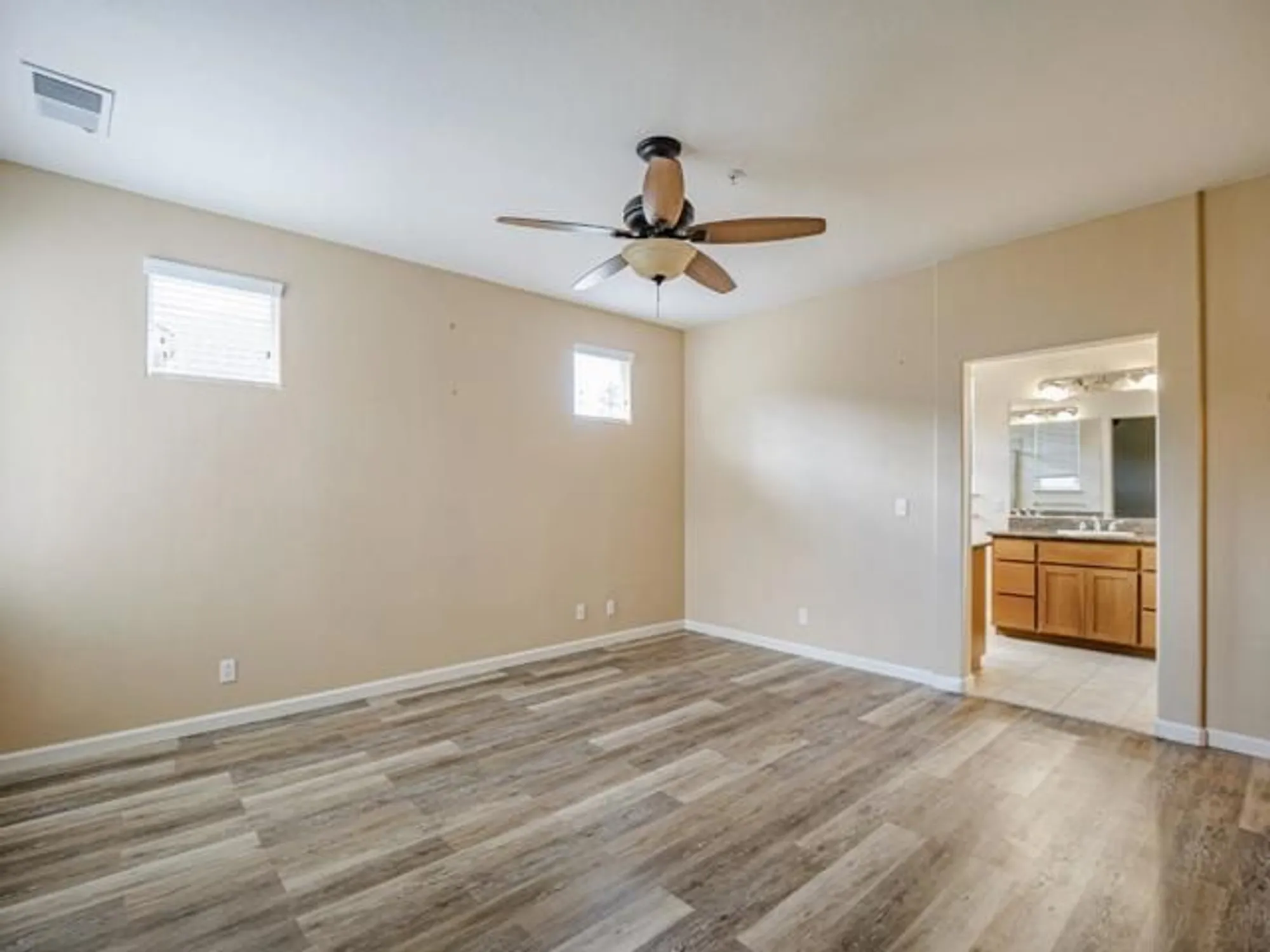 Property Slideshow image 17 of 38 | 443 vivienne dr, Watsonville, CA, 95076