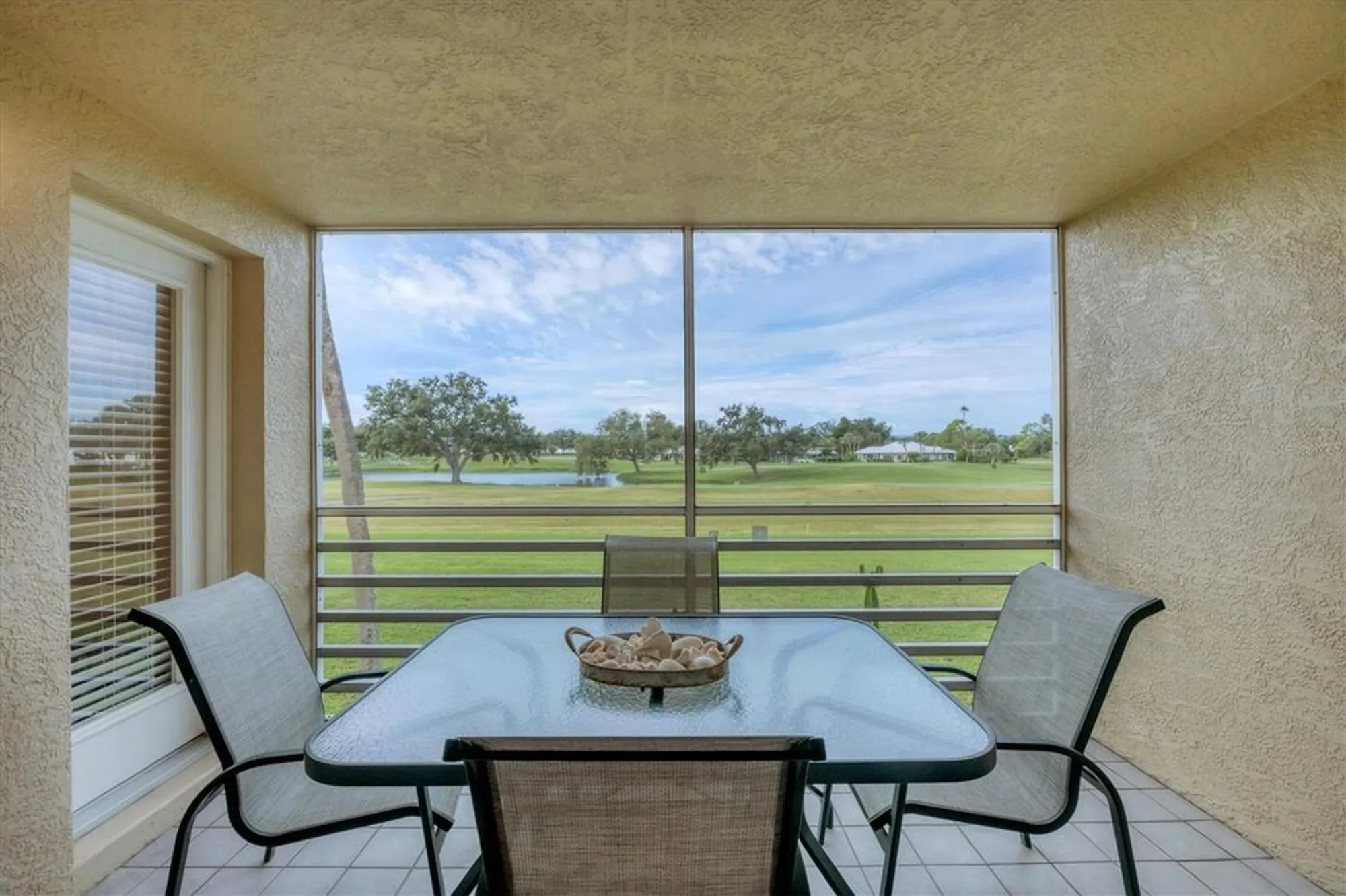 Property Slideshow image 31 of 56 | 823 wexford blvd # 823, Venice, FL, 34293