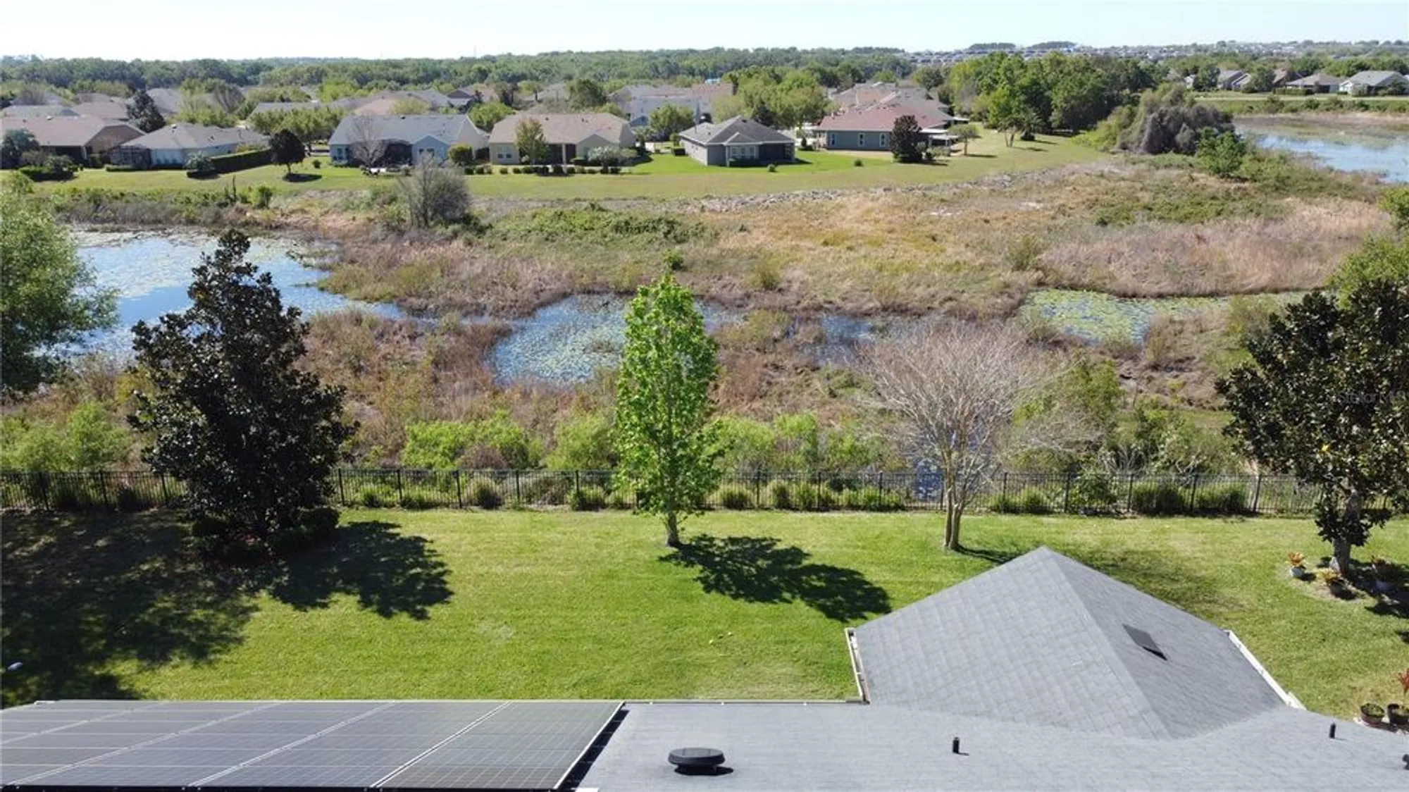 Property Slideshow image 36 of 54 | 228 bayou bend rd, Groveland, FL, 34736