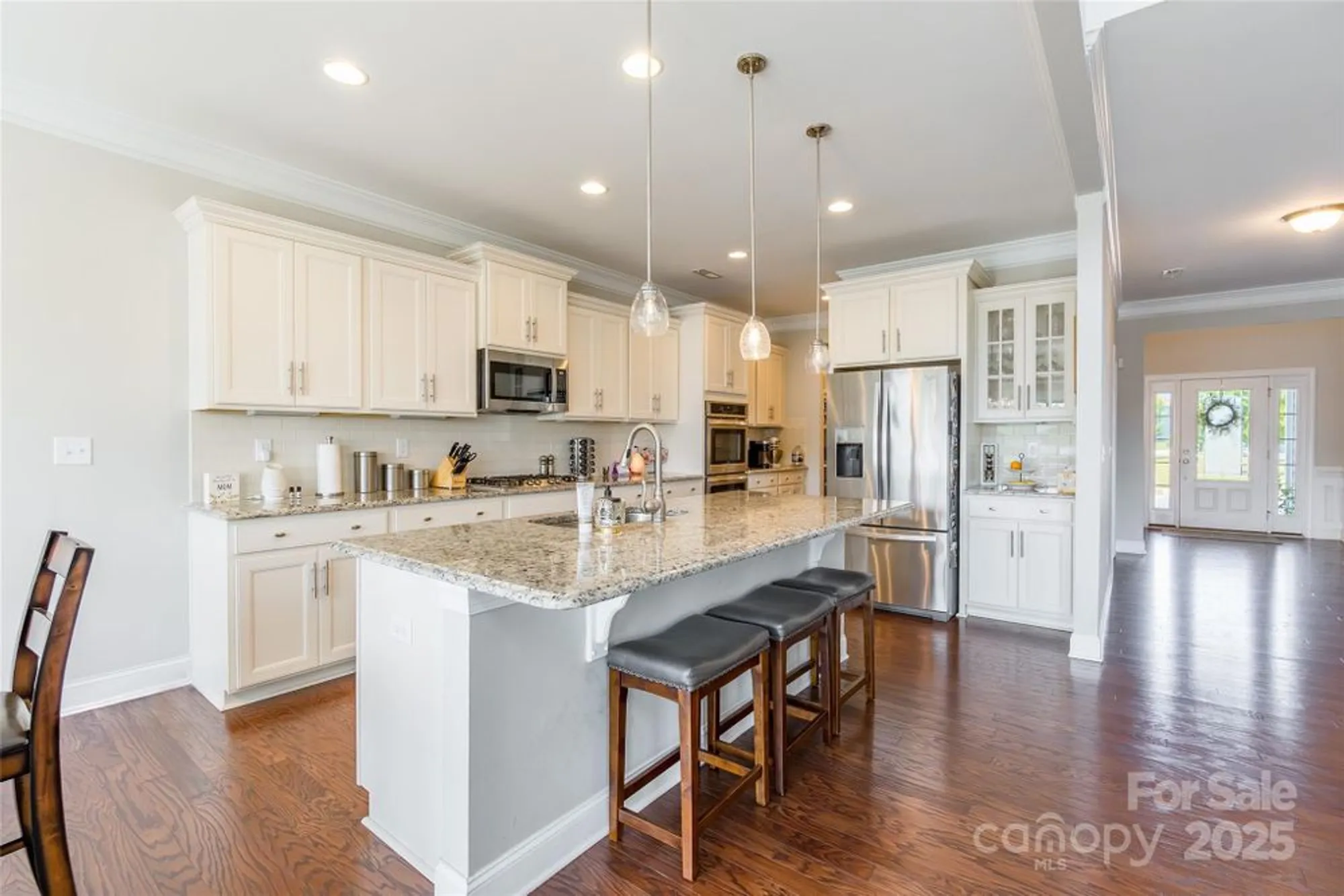 Property Slideshow image 9 of 46 | 208 canoe pole ln, Mooresville, NC, 28117