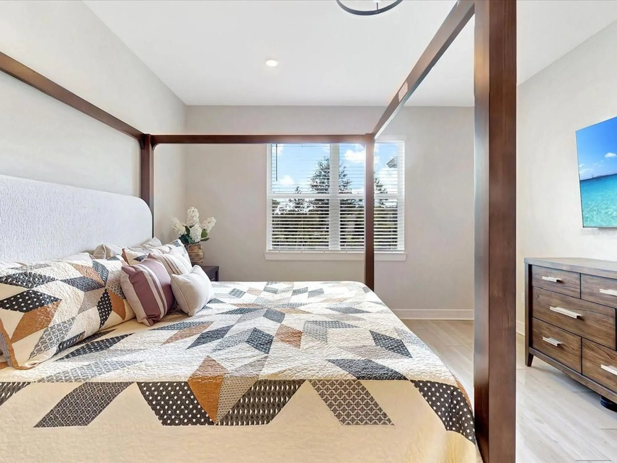 Property Slideshow image 21 of 49 | 6354 shimmering shores ln, Saint Cloud, FL, 34771