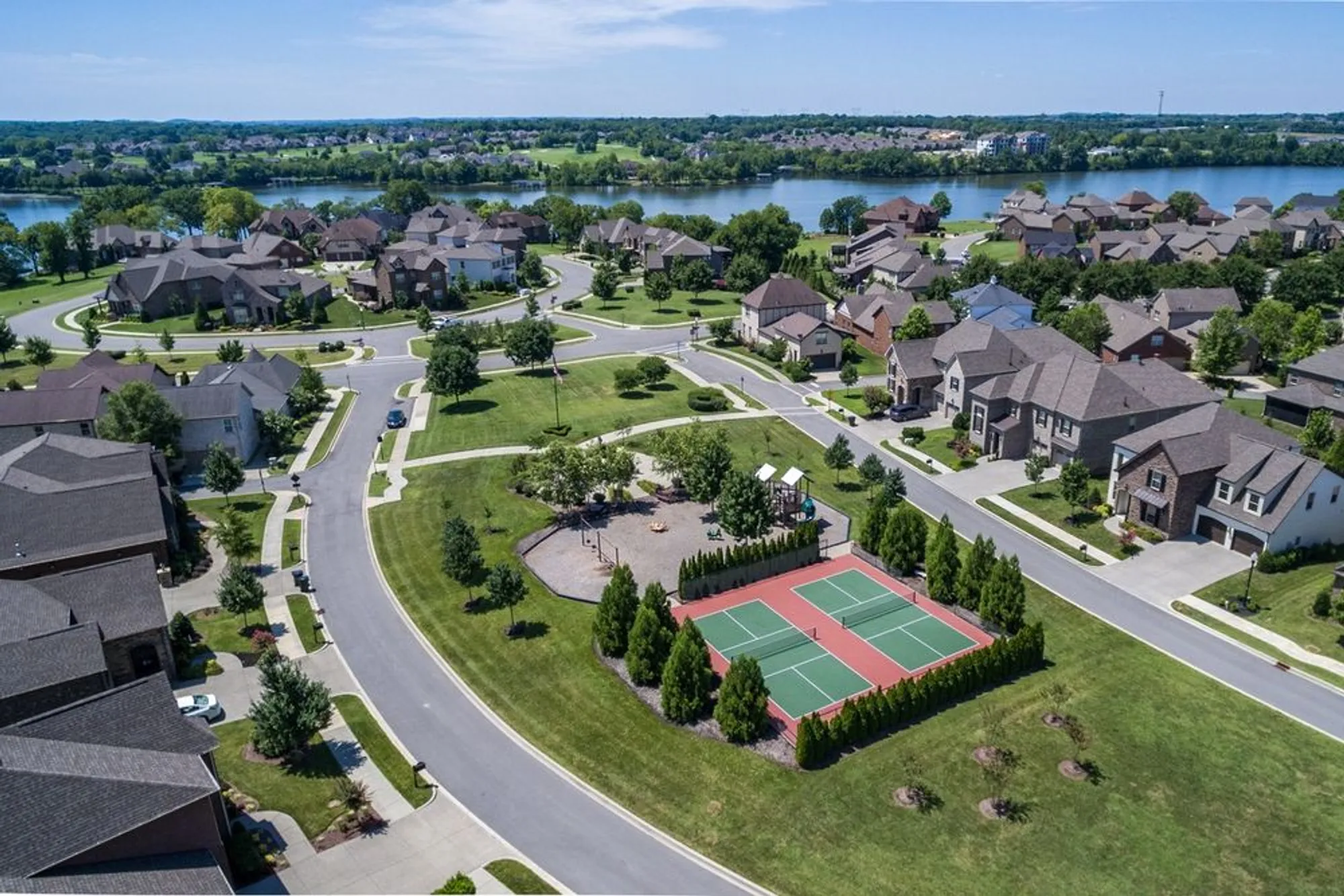 Property Slideshow image 63 of 71 | 240 glennister ct, Gallatin, TN, 37066