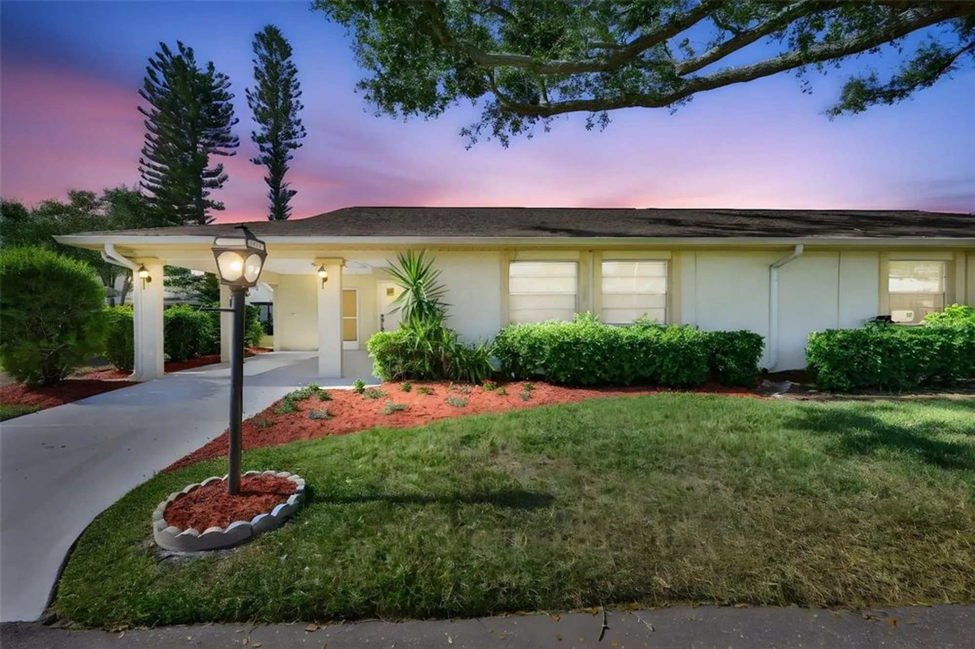 Property Slideshow image 1 of 98 | 1218 haddington cir # 74, Sun City Center, FL, 33573