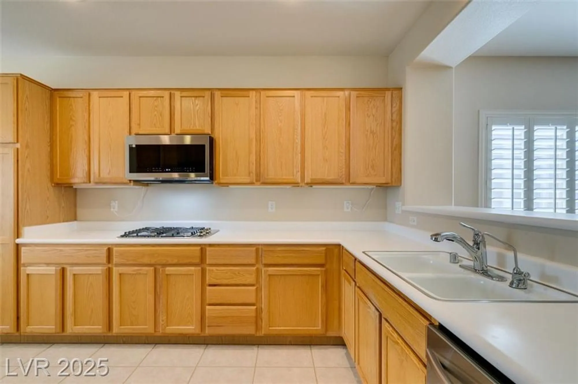 Property Slideshow image 12 of 34 | 2165 king mesa dr, Henderson, NV, 89012