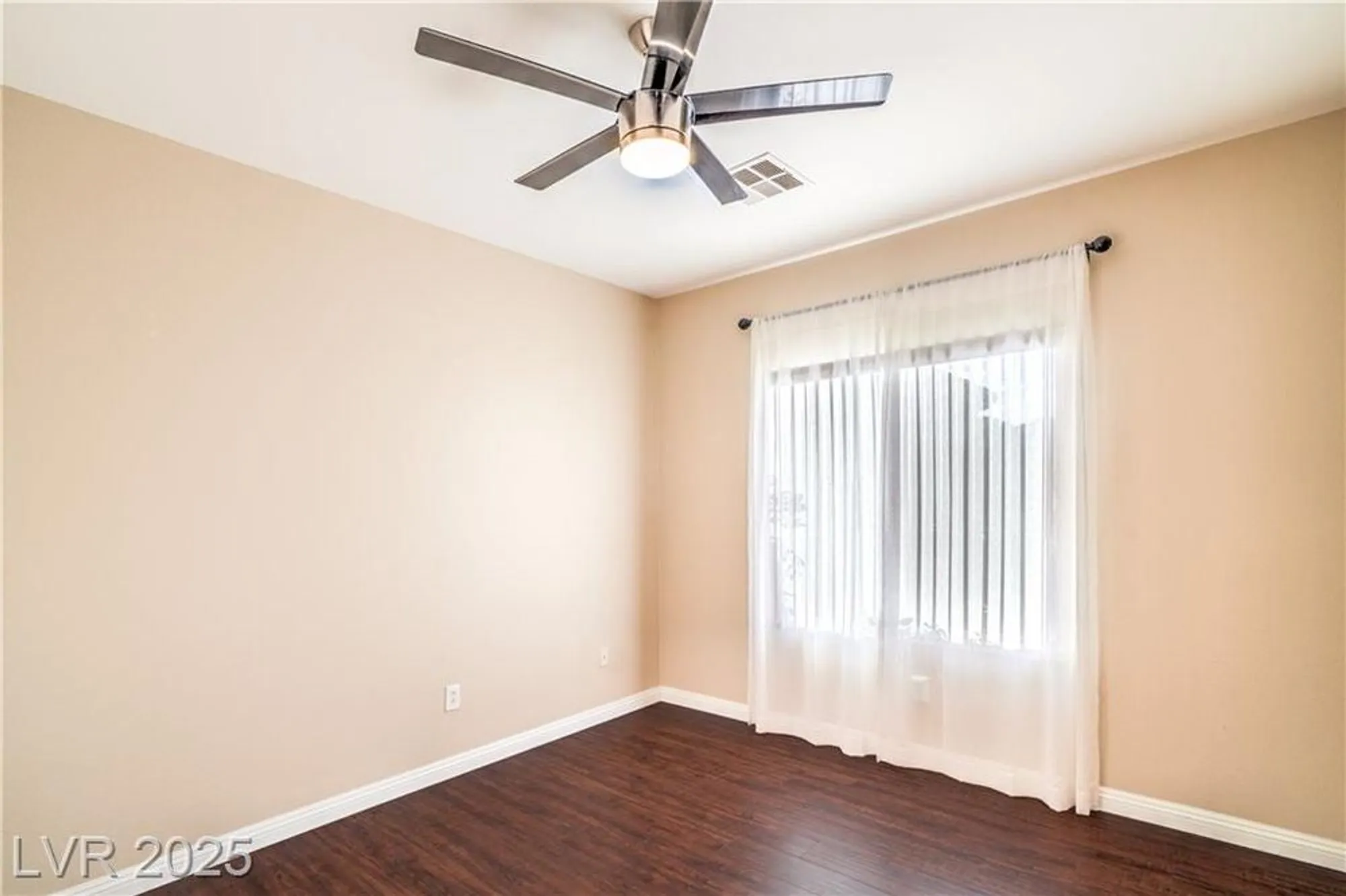 Property Slideshow image 22 of 52 | 2148 shadow canyon dr, Henderson, NV, 89044