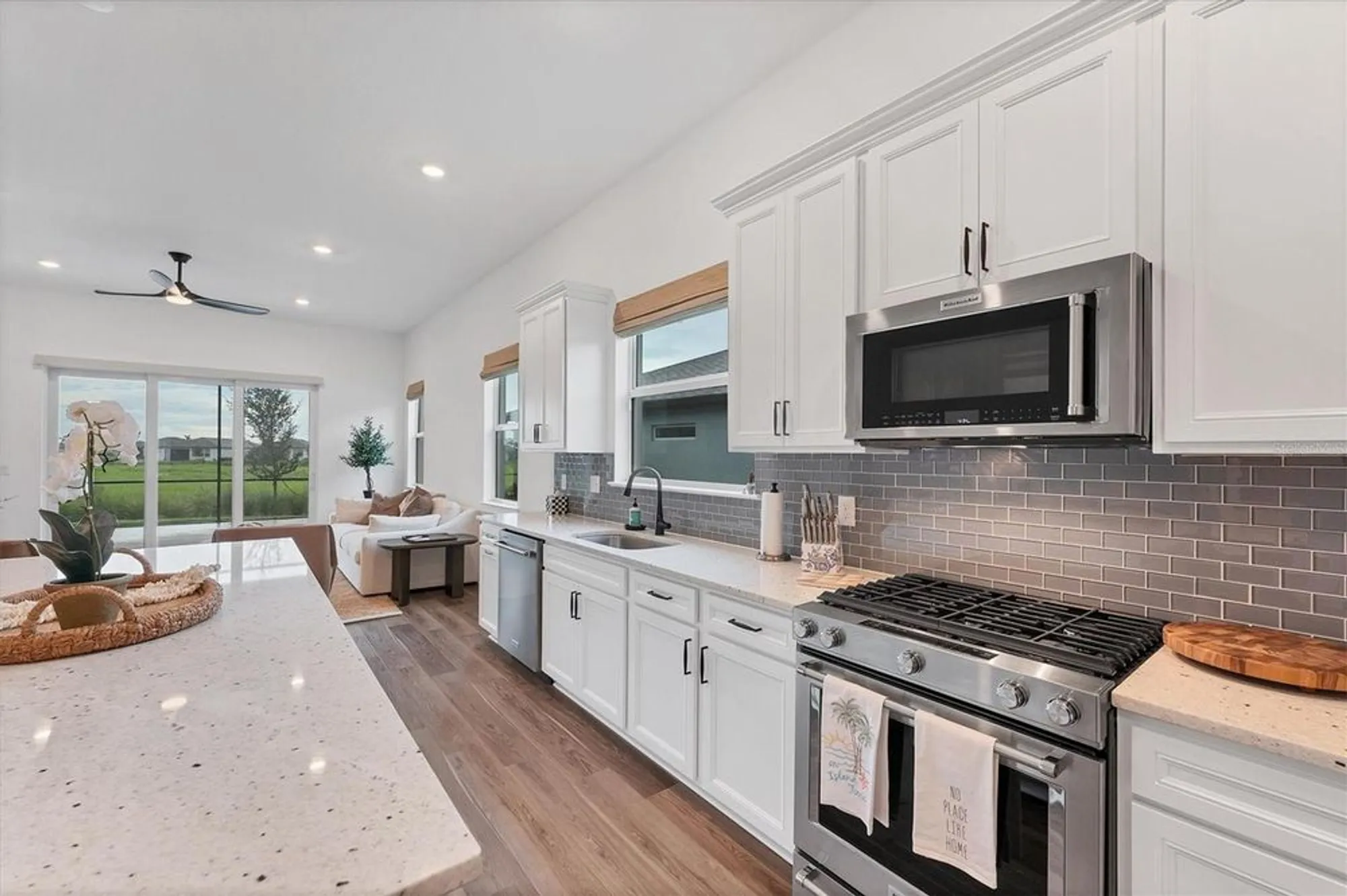 Property Slideshow image 12 of 67 | 10419 wynward way, Parrish, FL, 34219