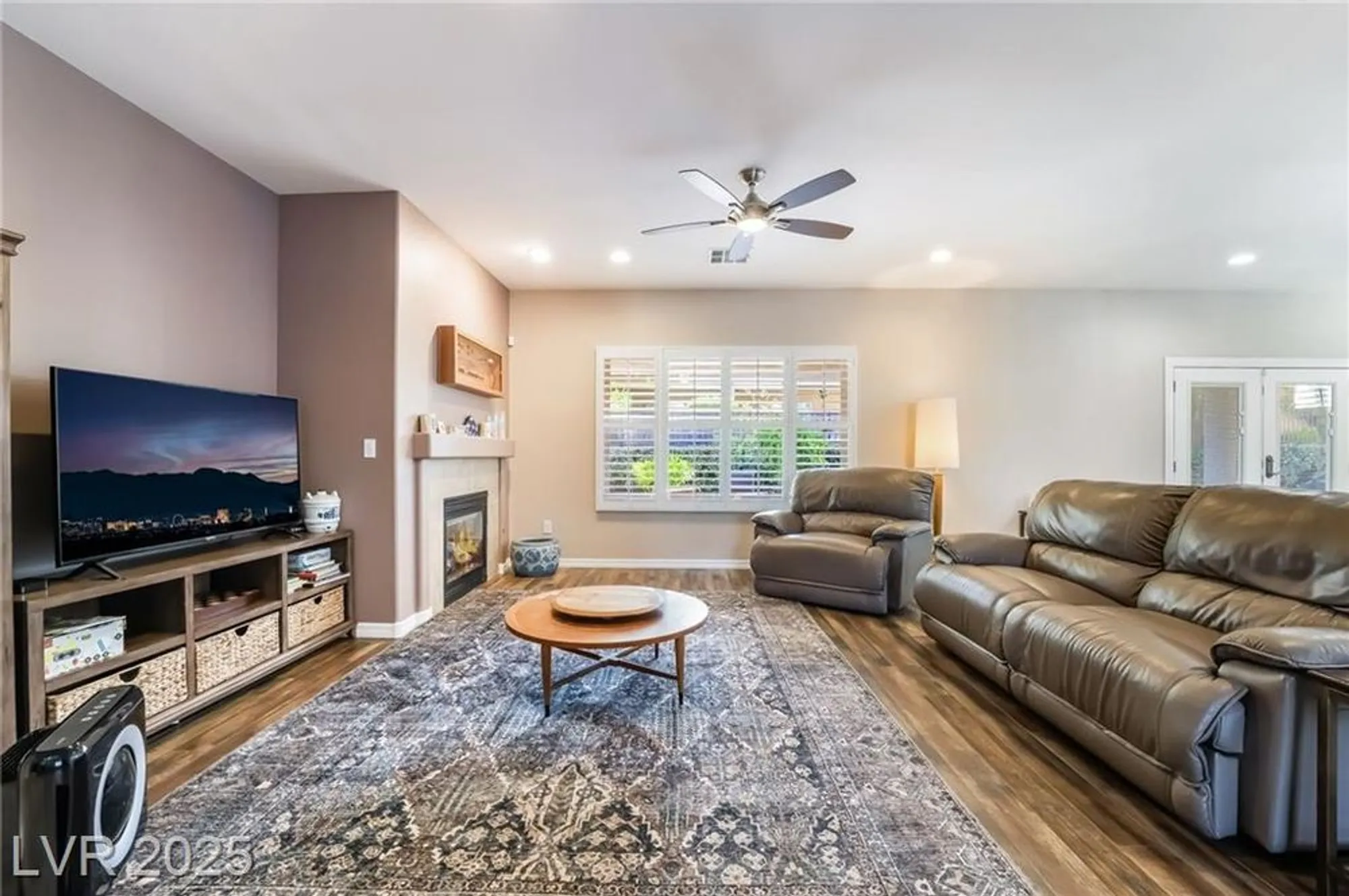 Property Slideshow image 19 of 40 | 2318 black river falls dr, Henderson, NV, 89044