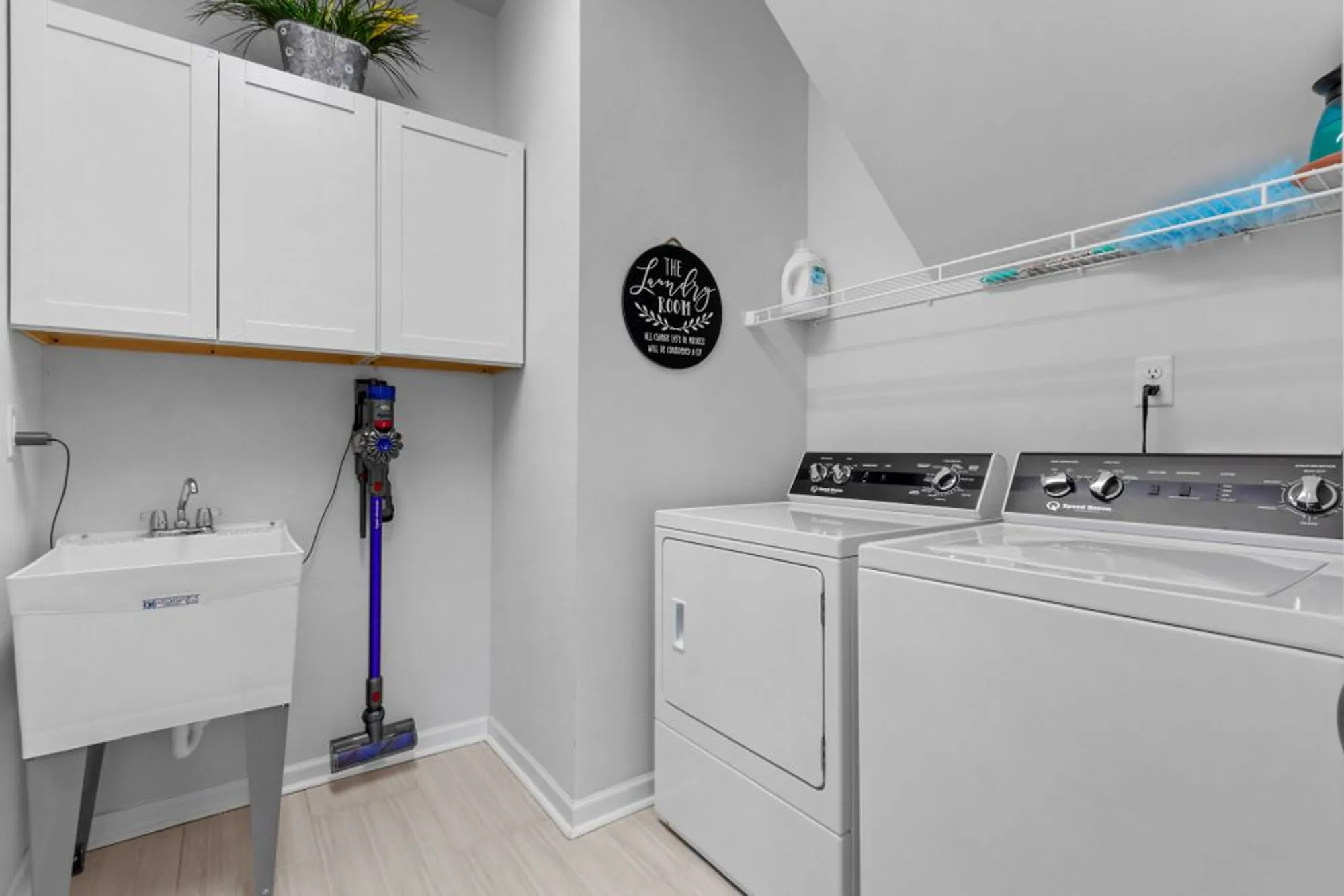 Property Slideshow image 33 of 61 | 1331 madison ln, Spring Hill, TN, 37174